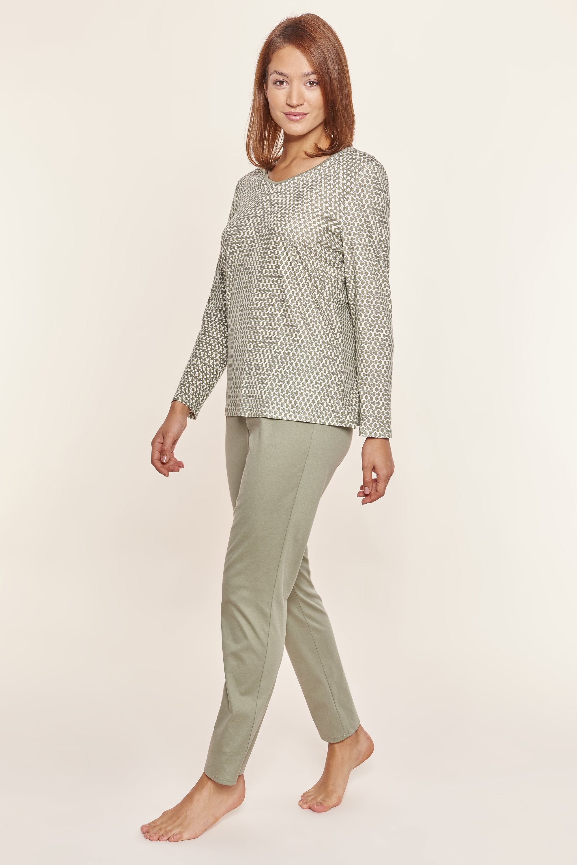 Rosch Pajama, 1/1 Sleeve, Pants 1/1, V-Neck Ginkgo (1213334) Graphic Minimal