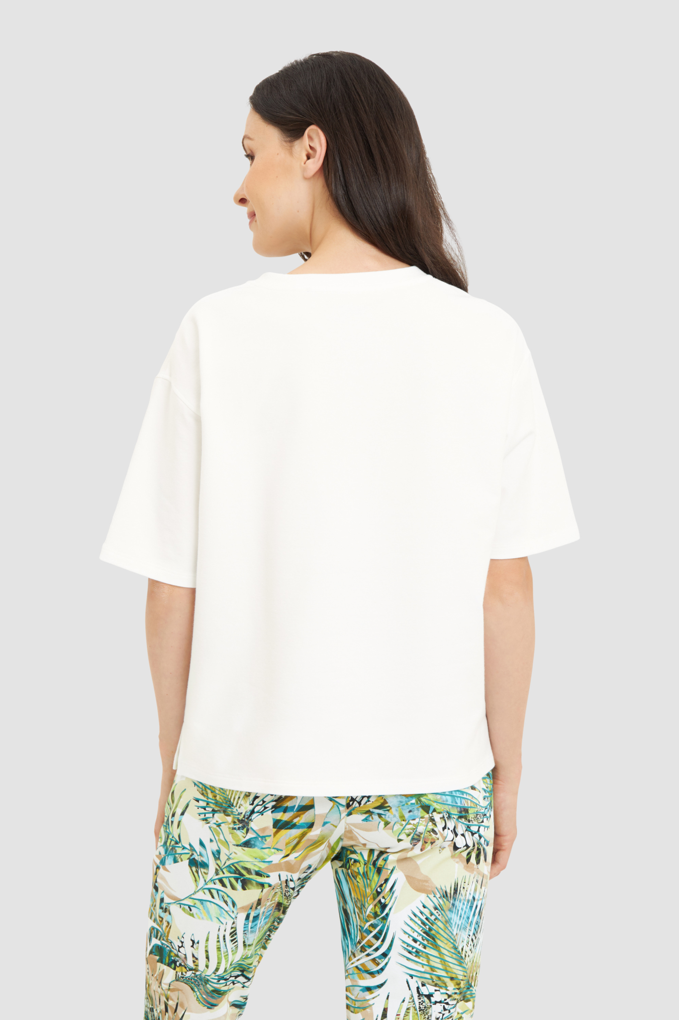 Rösch Lounge Sweatshirt back view in White
