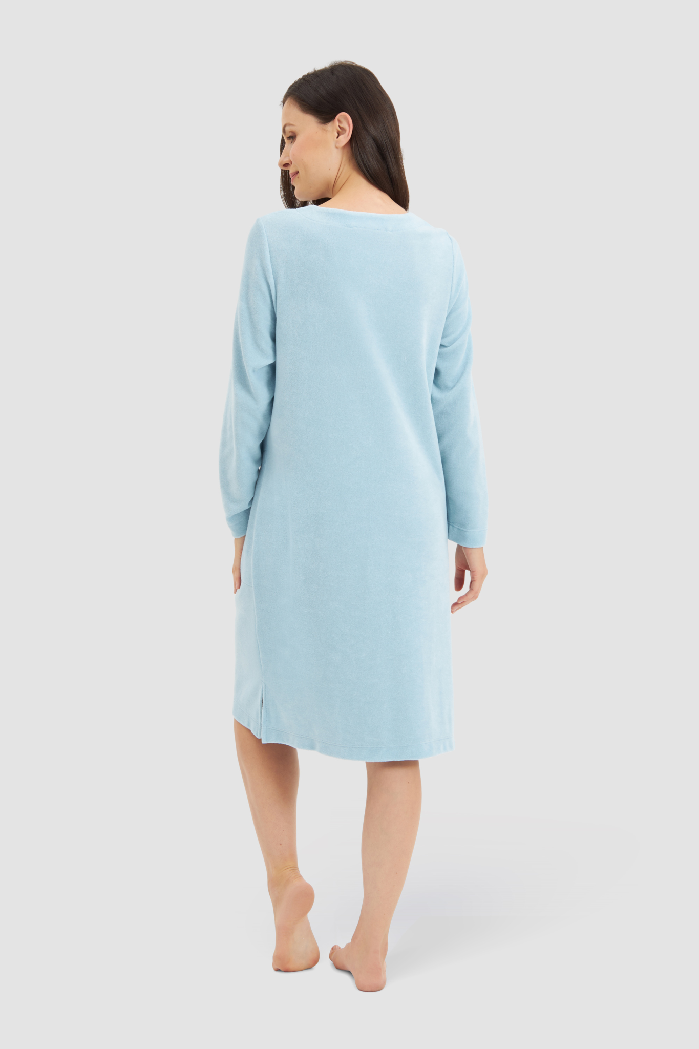Rösch Robe back view in Blue
