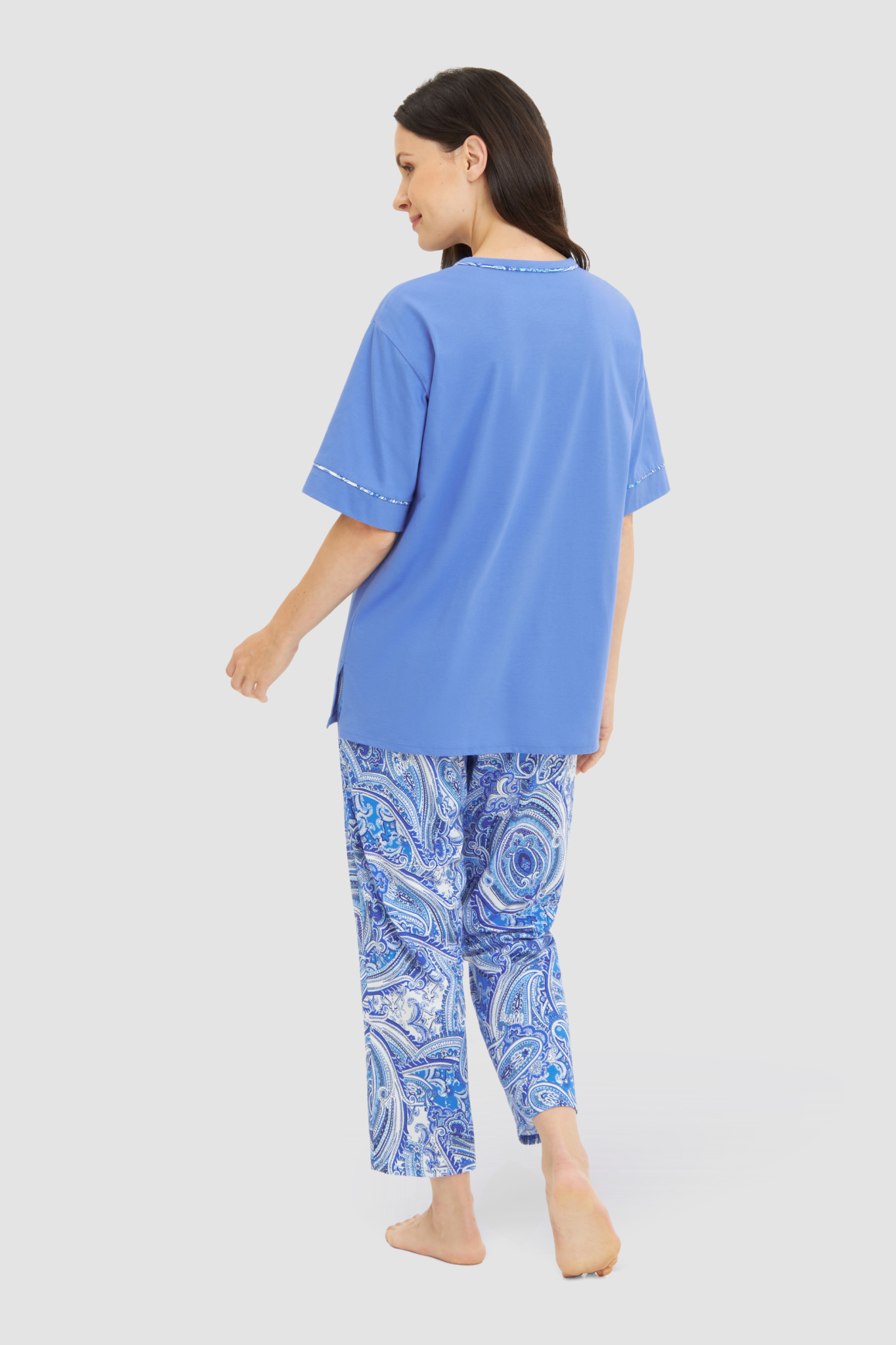 Rösch Pyjamas back view in Big Paisley