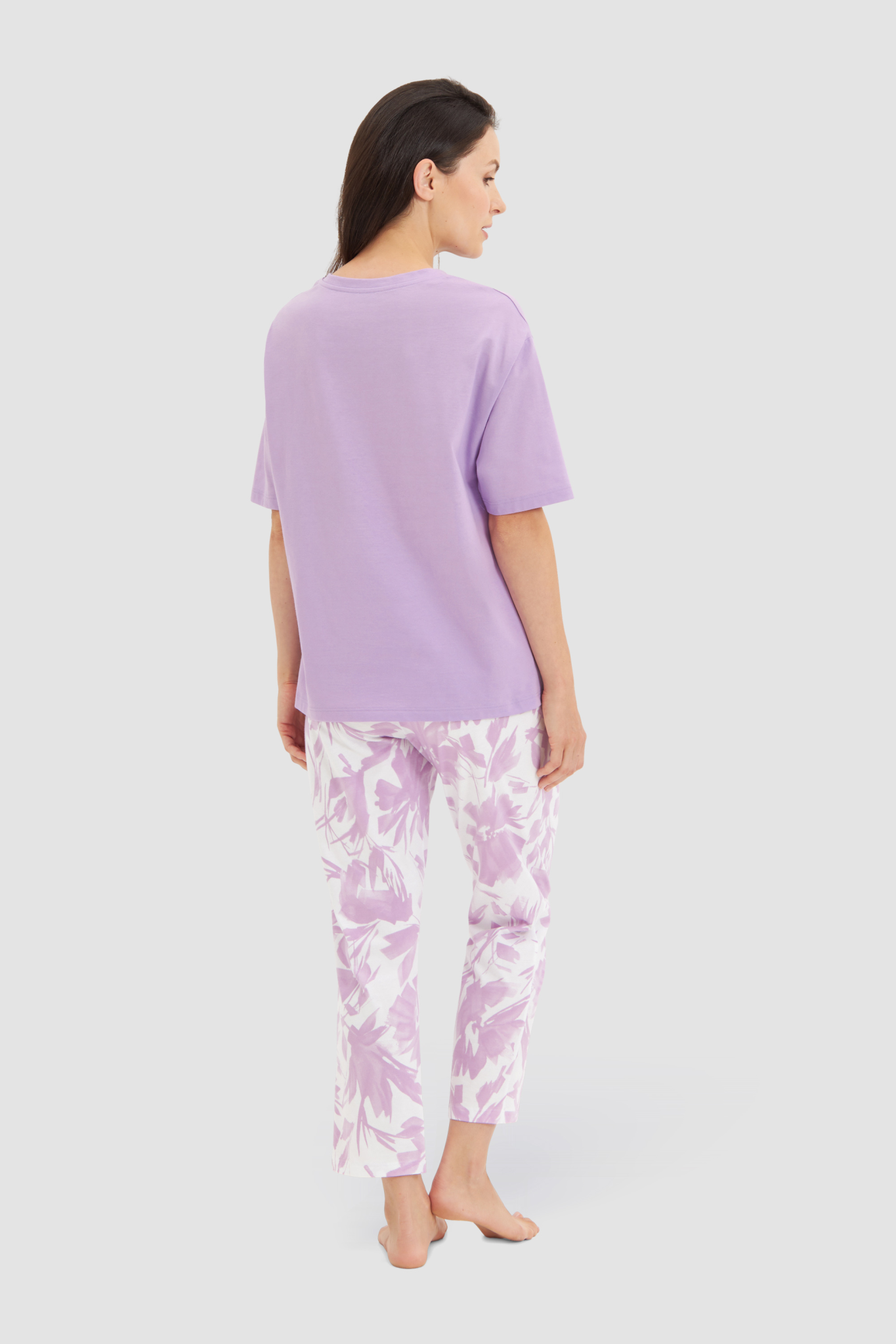 Rösch Pyjamas back view in Mono Flowers