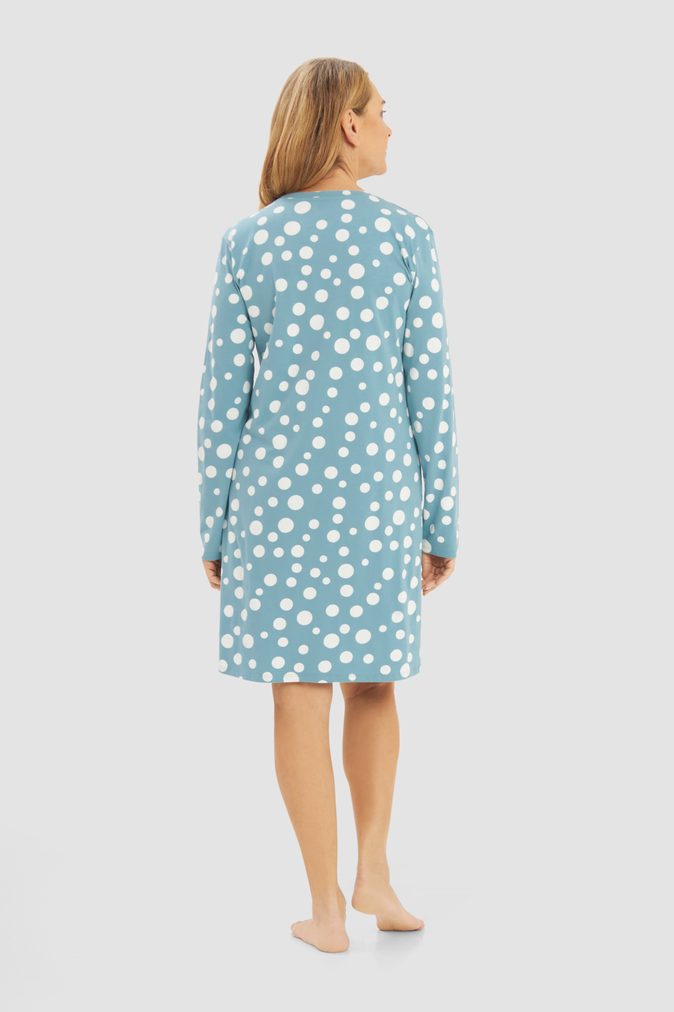 Rösch Nightgown back view in Cool Mint Dots