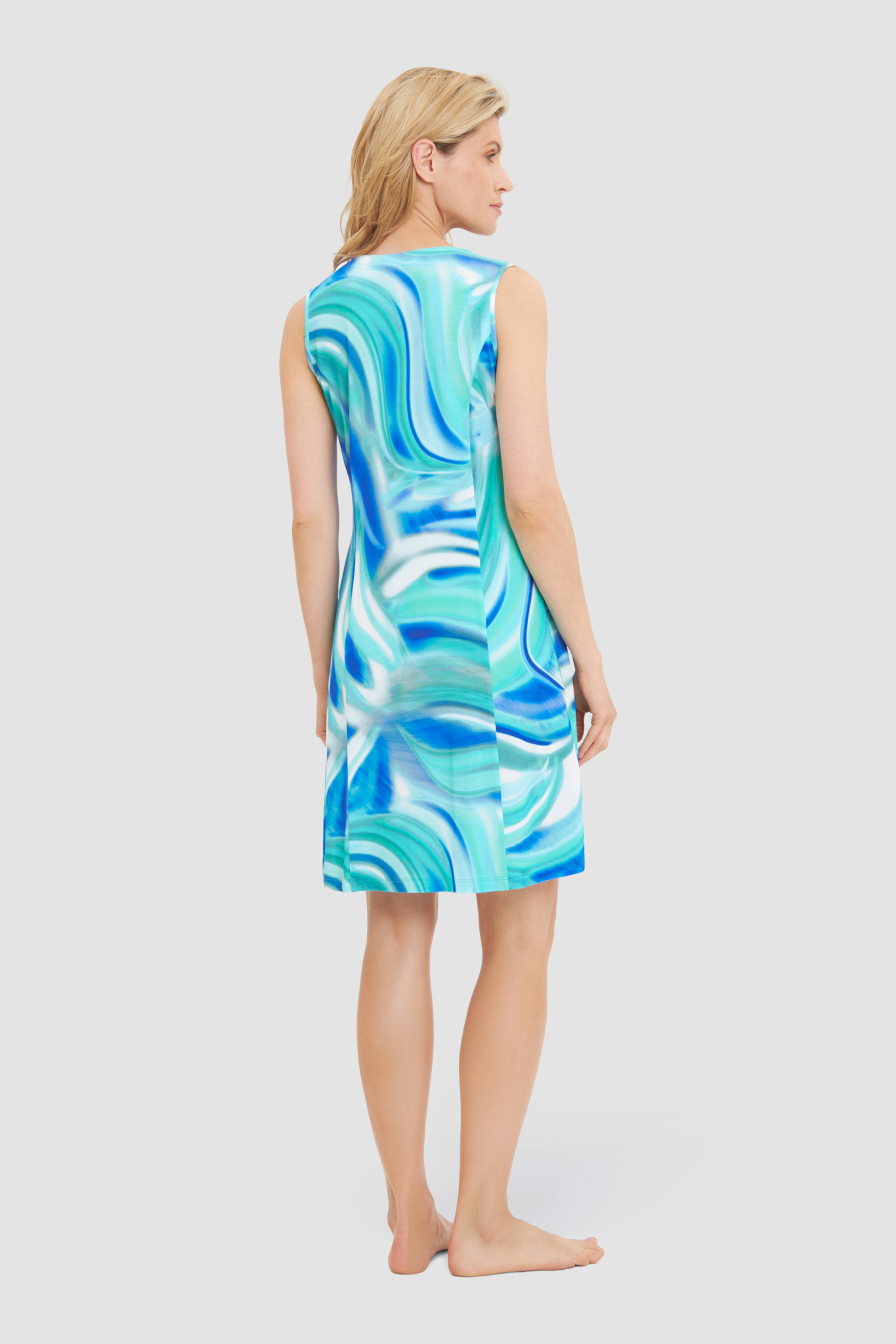 Rösch Beach Dress back view in Blue Watercolor