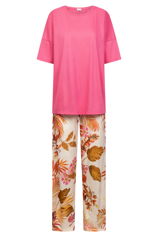 Rösch Pyjamas front view in Modern Leaves