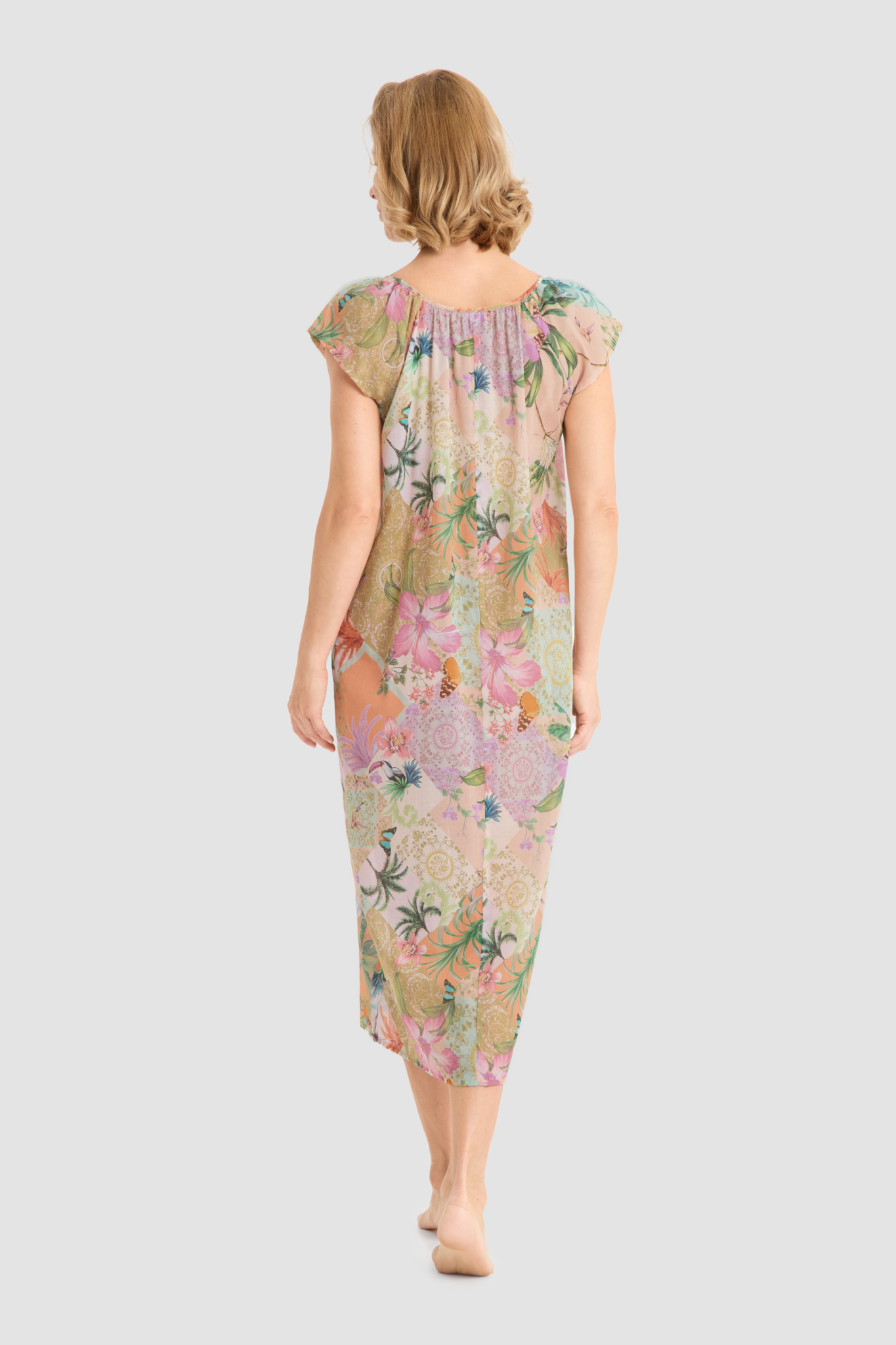 Rösch Nightgown back view in Summer Bloom