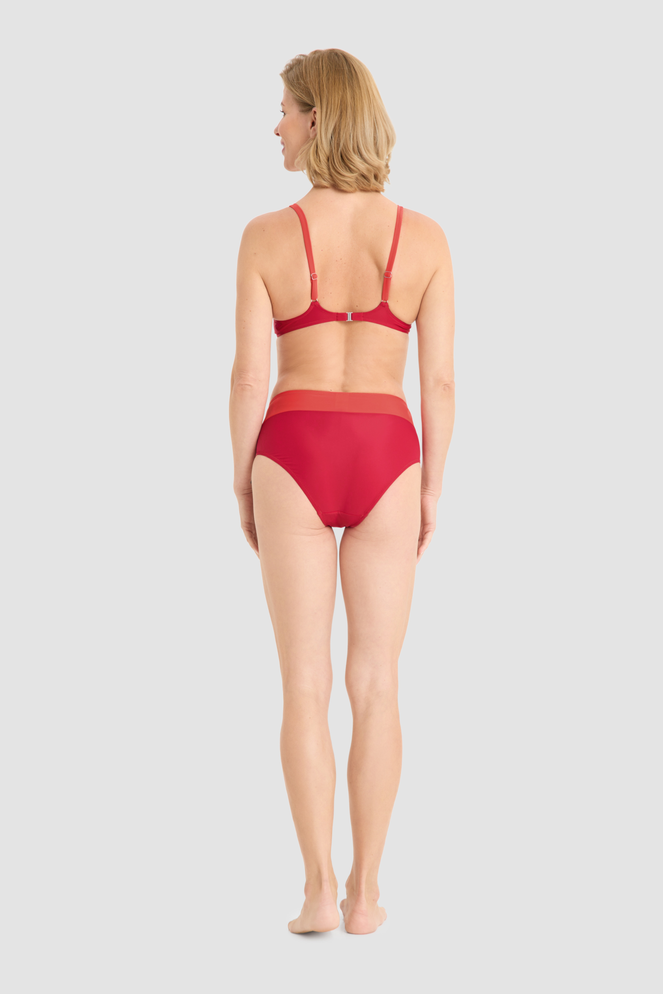 Rösch Bikini back view in Hot Red