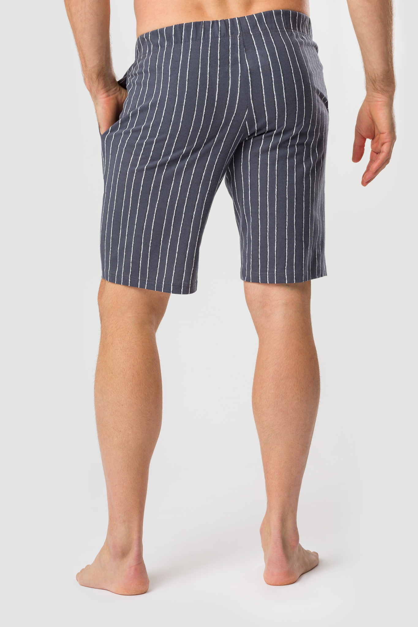Rösch Lounge Pants back view in Stripe Grey