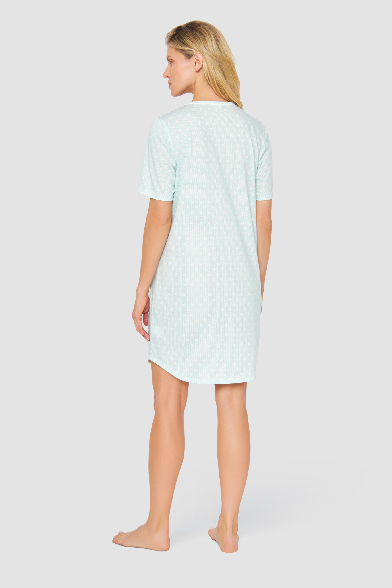 Rösch Nightgown back view in Cool Mint