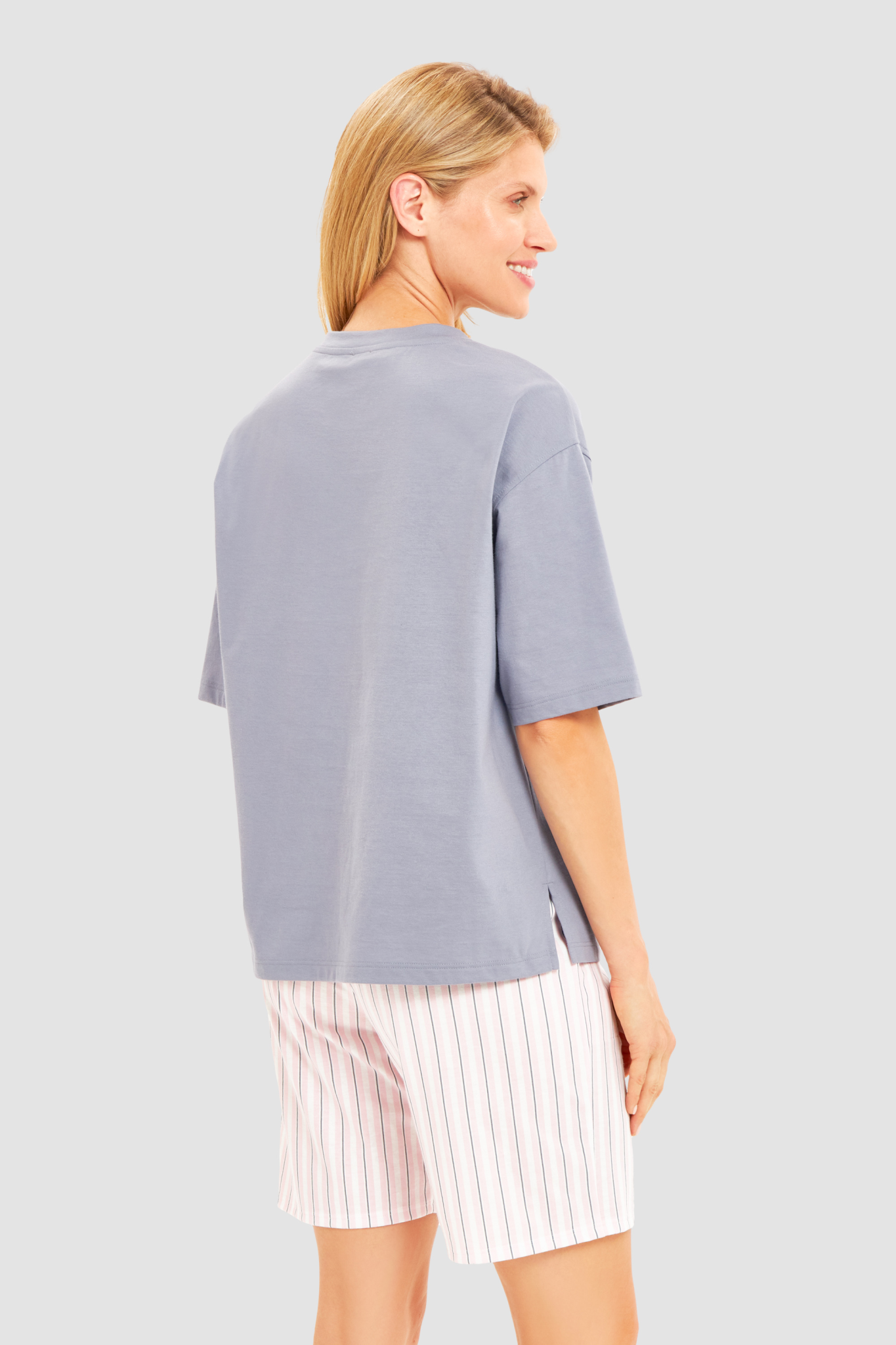 Rösch Lounge Top back view in Grey