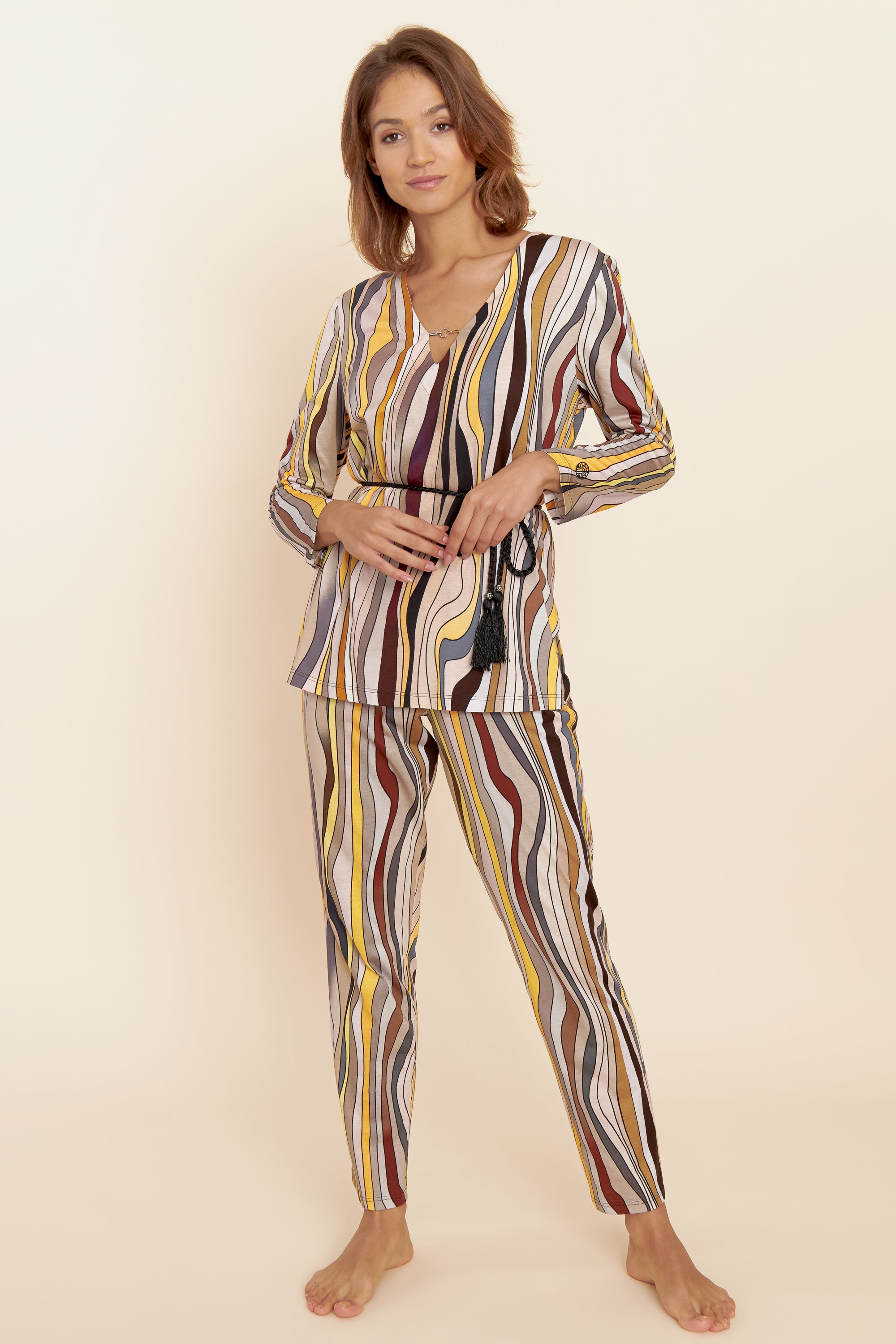 Feraud Pajama, 1/1 Sleeve, Pants 1/1, V-Neck, Belt (3221130) Wild Waves