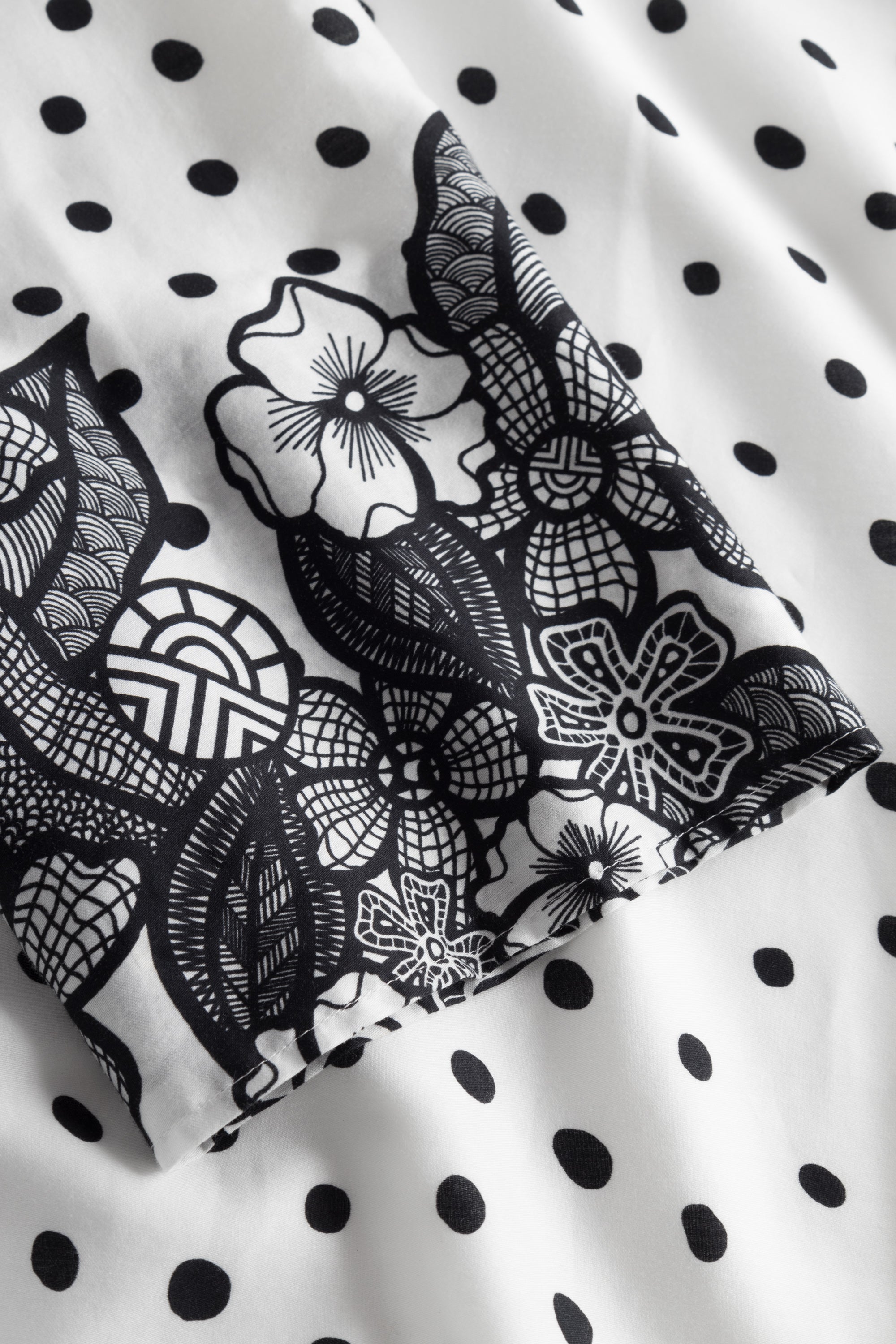 Feraud Robe,1/1 Sleeve,Wrap-Around, Shawl Colla (3231253) Placed Flowers