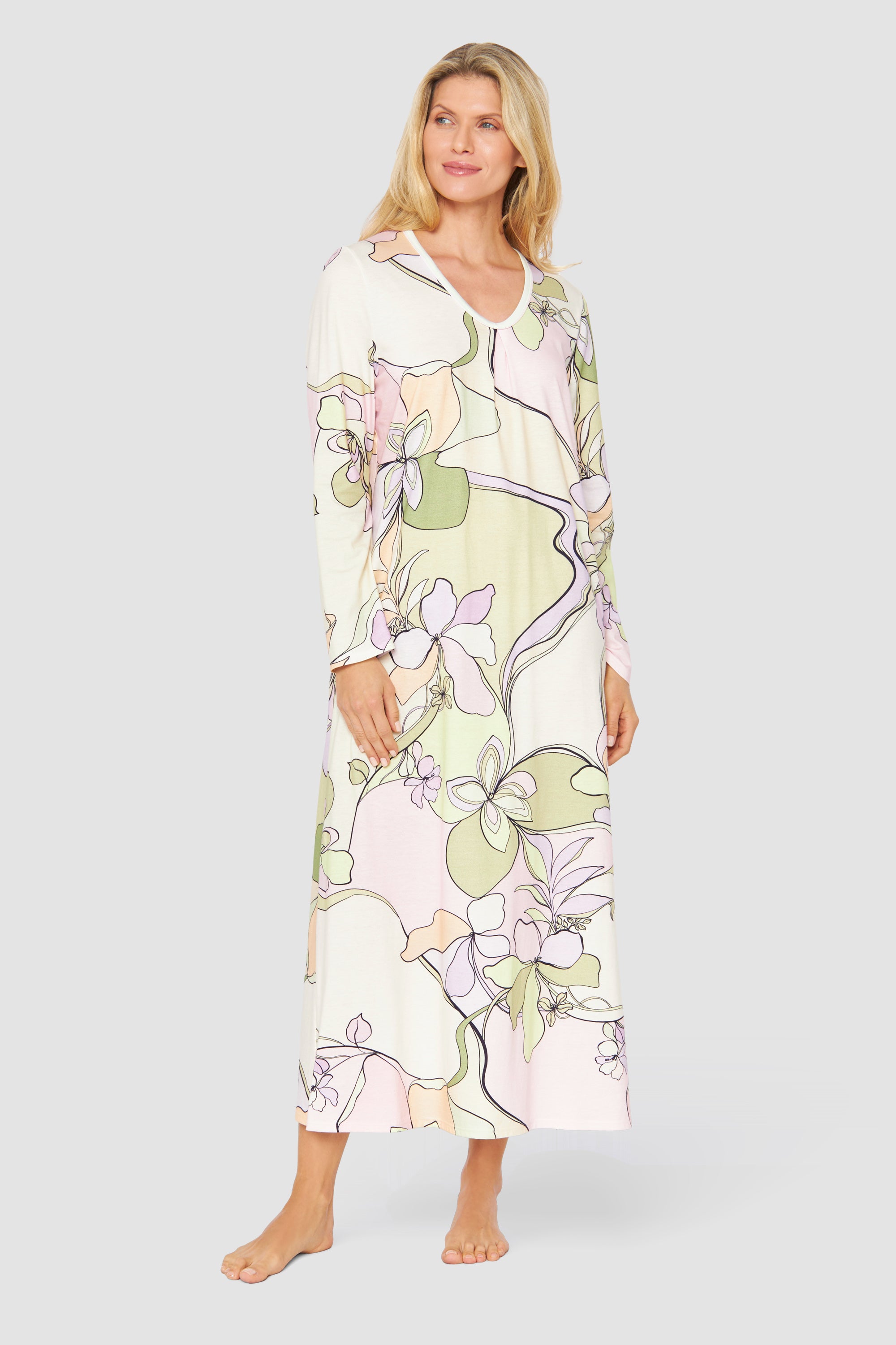 Feraud Night Dress, 1/1 Sleeve, V-Neck Modern Flower (3231358) Multicolor Flowers
