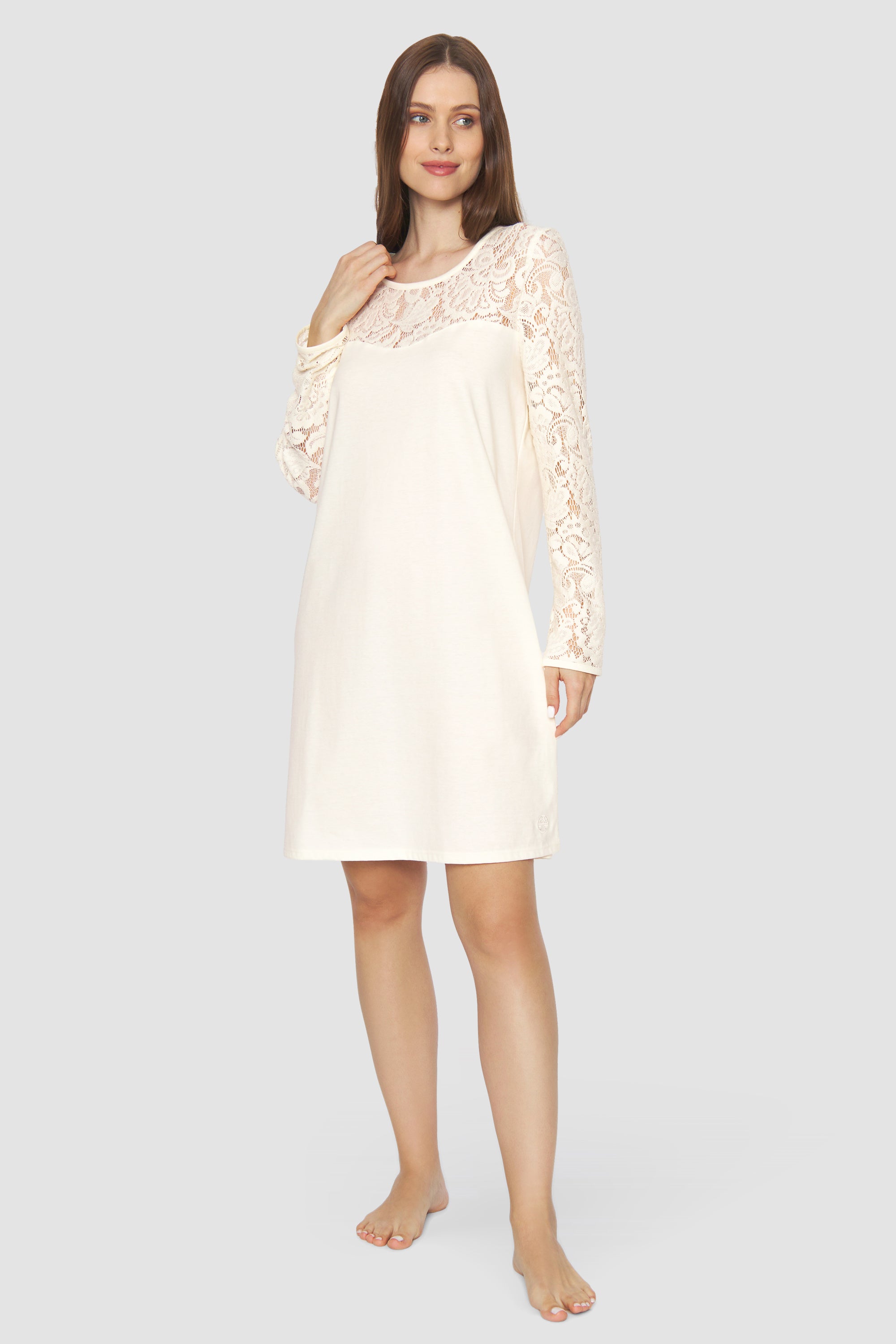 Feraud Night Dress, 1/1 Sleeve, Round Neck Romantic Lace (3231363) Soft Touch