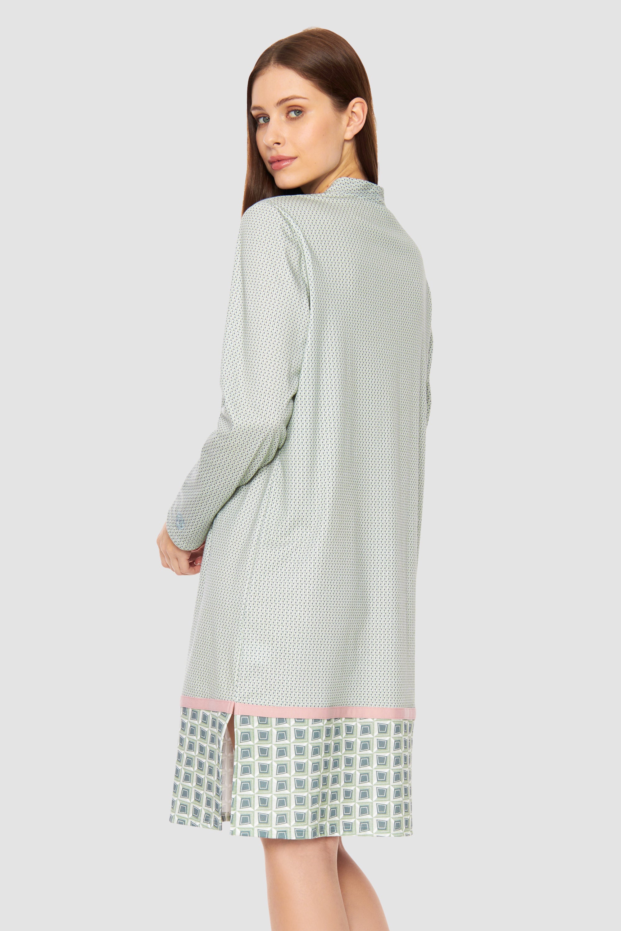Feraud Night Dress, 1/1 Sleeve, V-Neck Modern Graphic (3231372) Graphic Minimal