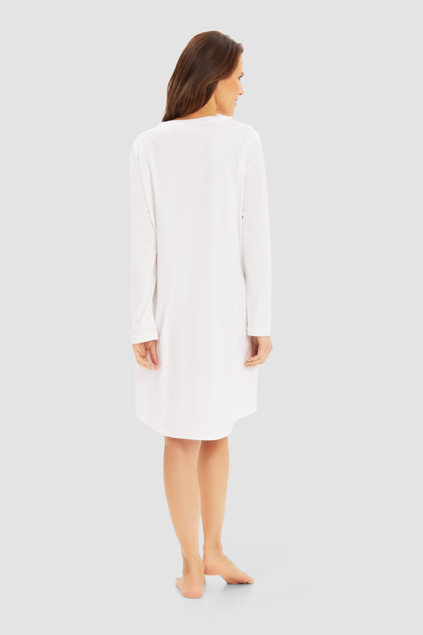 Féraud Nightgown back view in Ivory