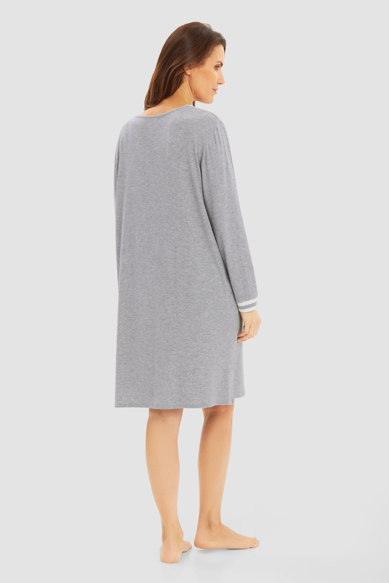 Féraud Nightgown back view in Heather Grey