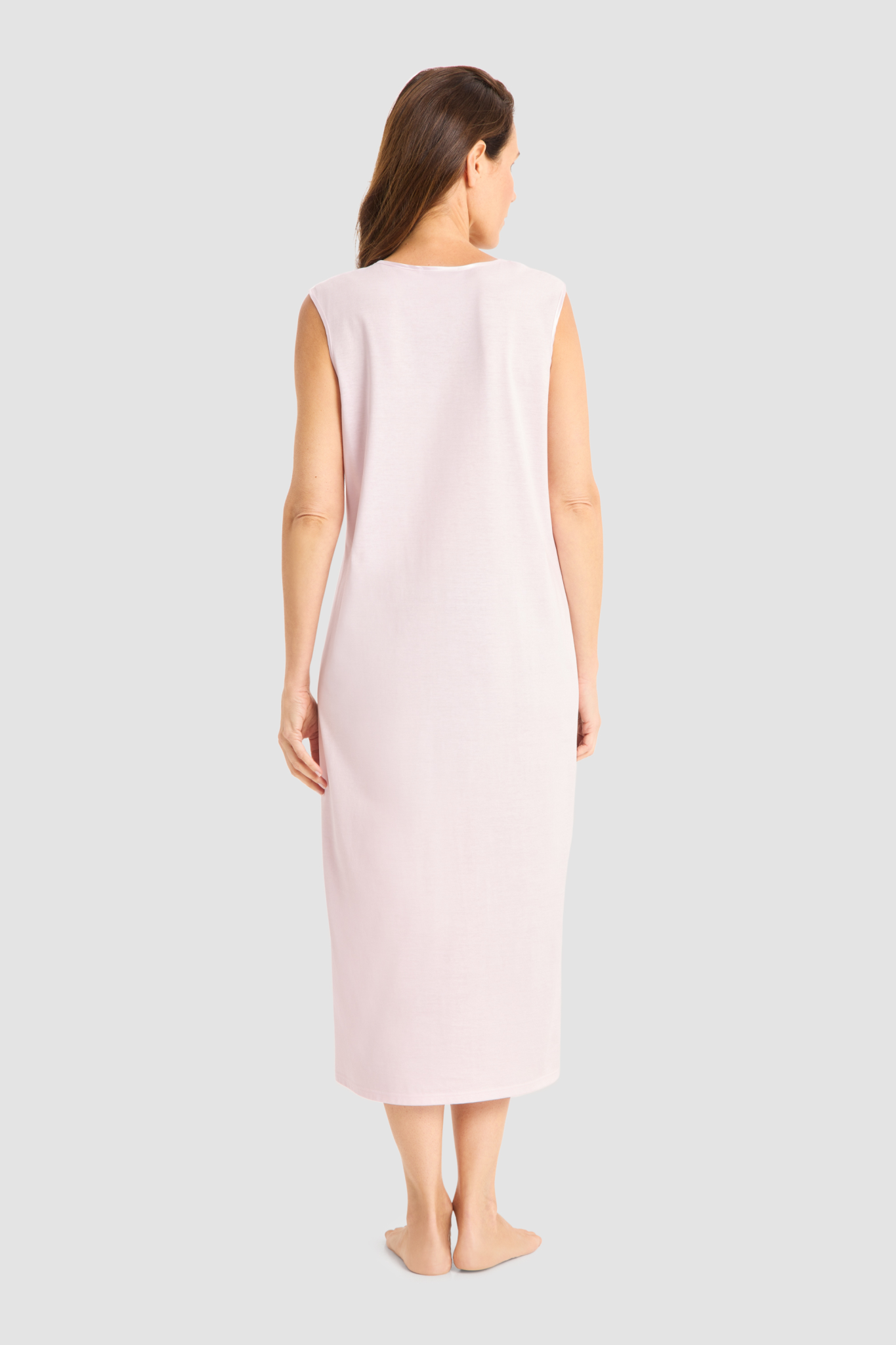 Féraud Nightgown back view in Romantic Rose