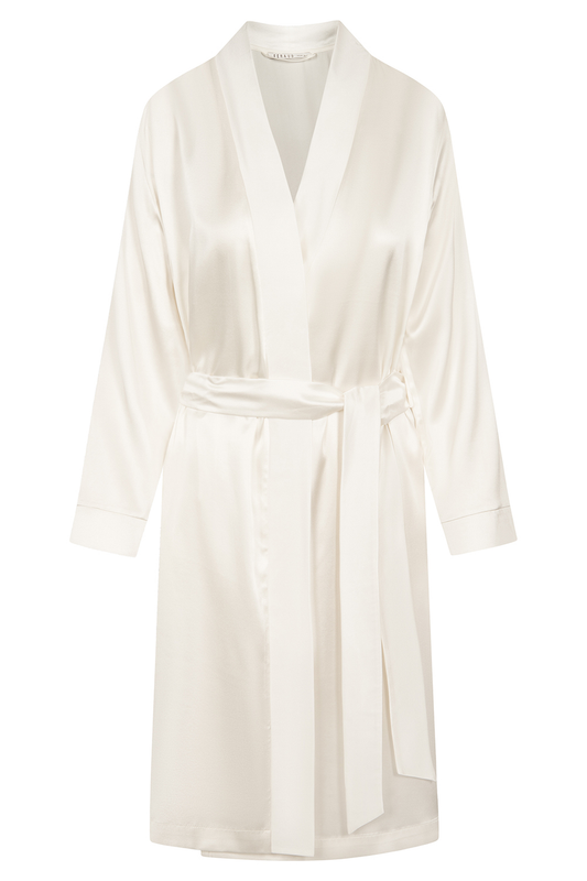 Féraud Robe front view in Ivory