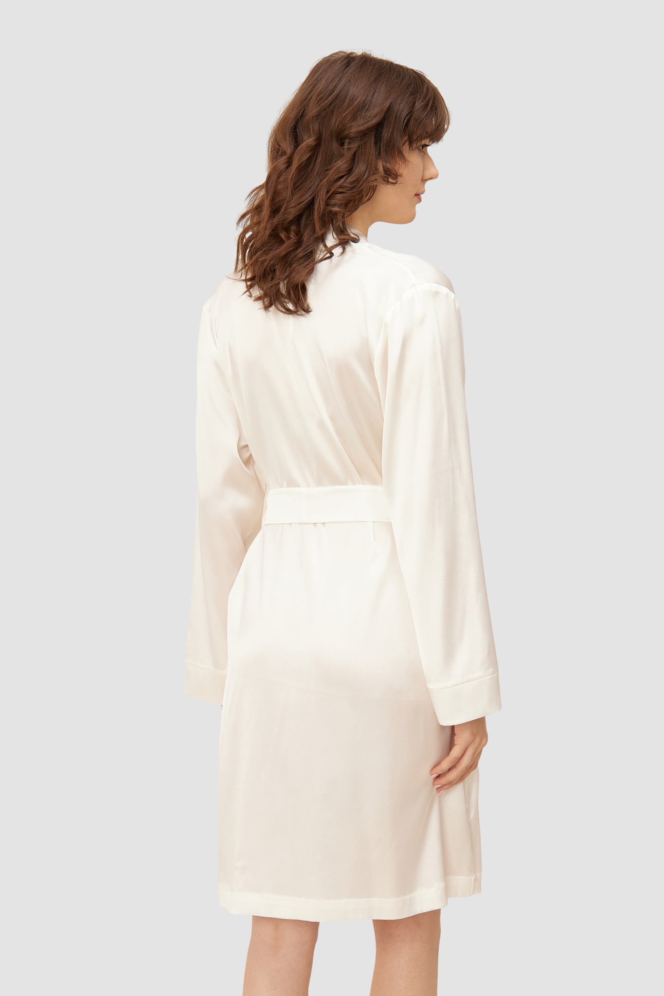 Féraud Robe back view in Ivory