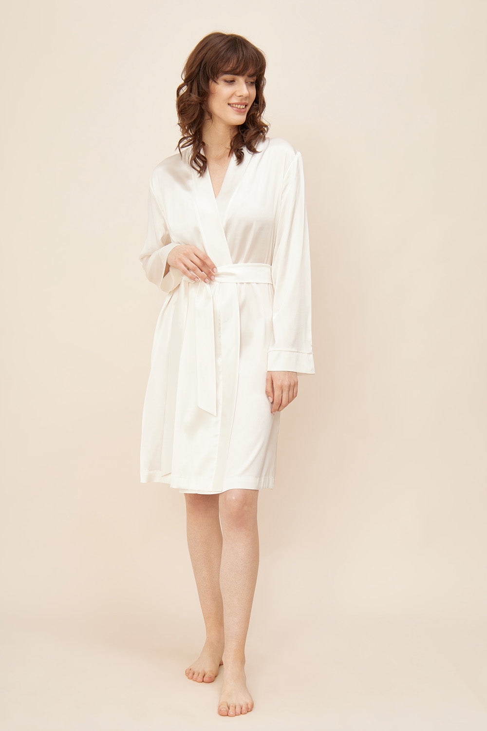 Feraud Robe Gots, 1/1 Sleeve, Wrap-Around Silk (3881093) Ivory