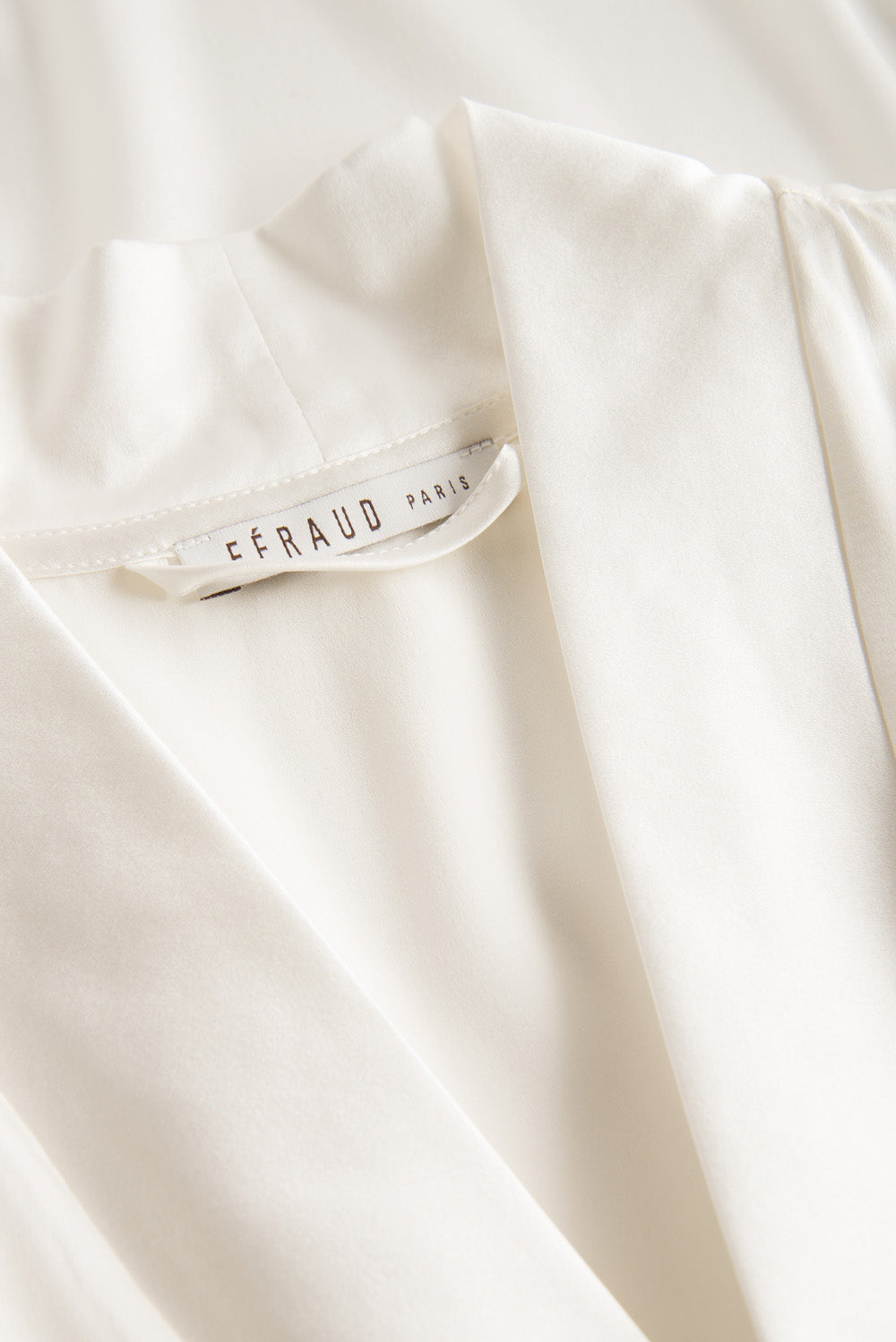 Feraud Robe Gots, 1/1 Sleeve, Wrap-Around Silk (3881093) Ivory