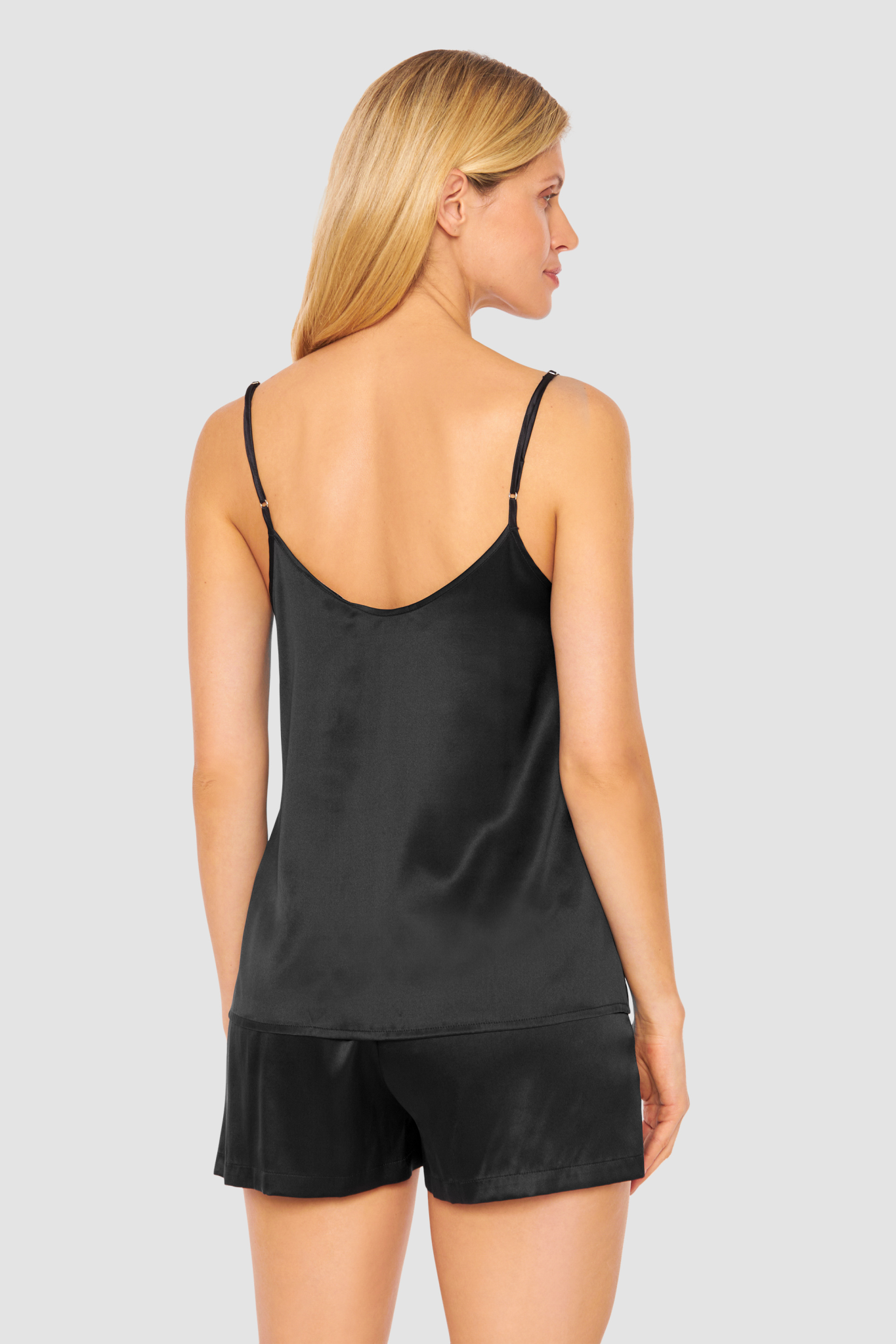 Féraud Lounge Top back view in Black
