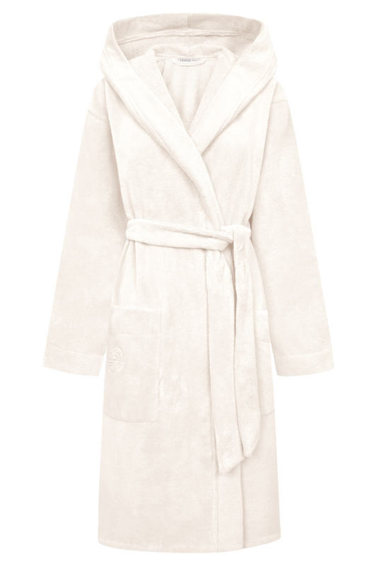 Féraud Robe front view in Cream