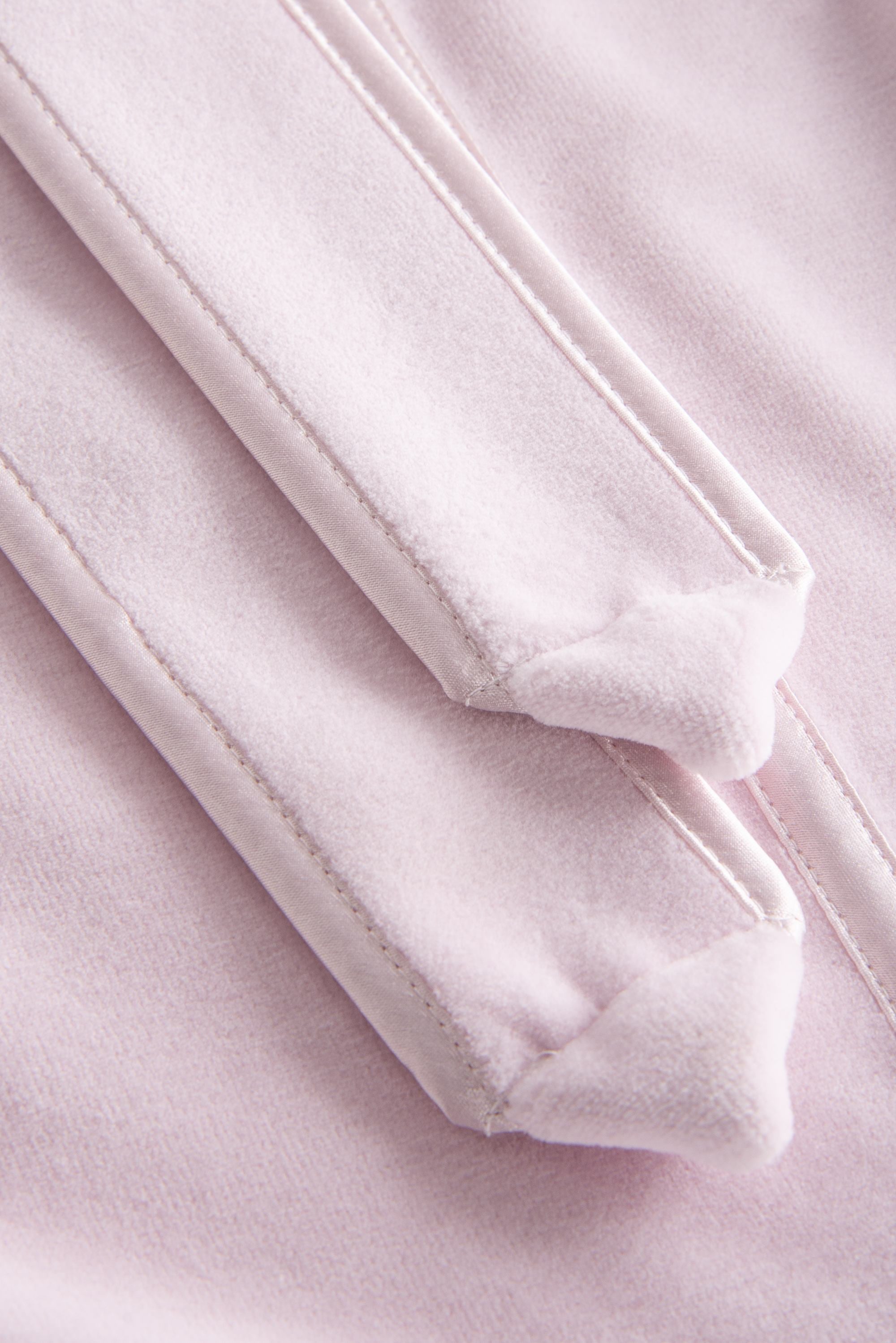 Feraud (3883035) New Rose