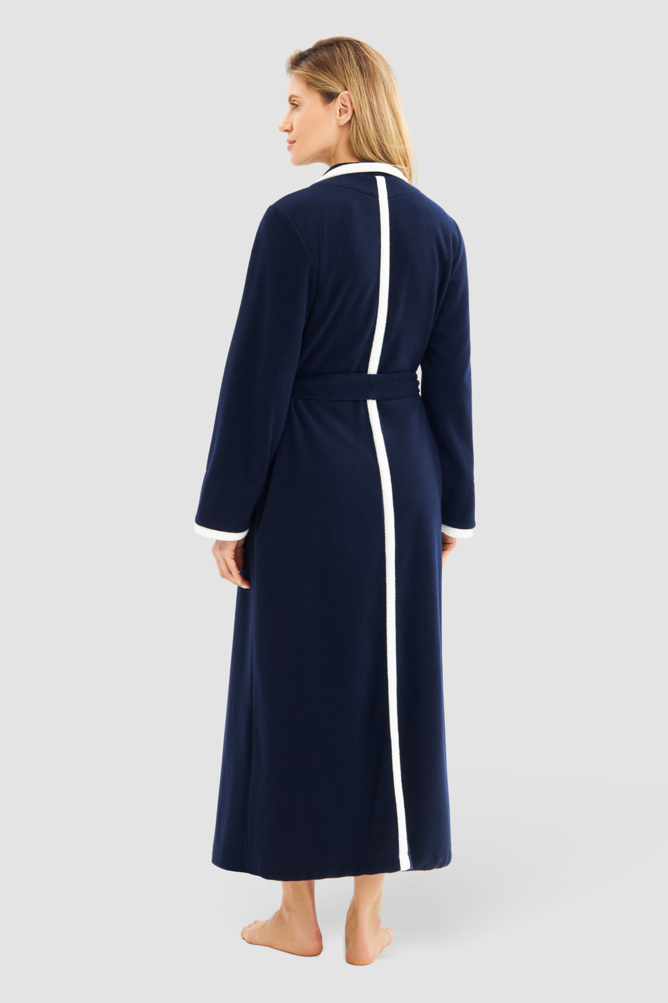 Féraud Robe back view in Navy