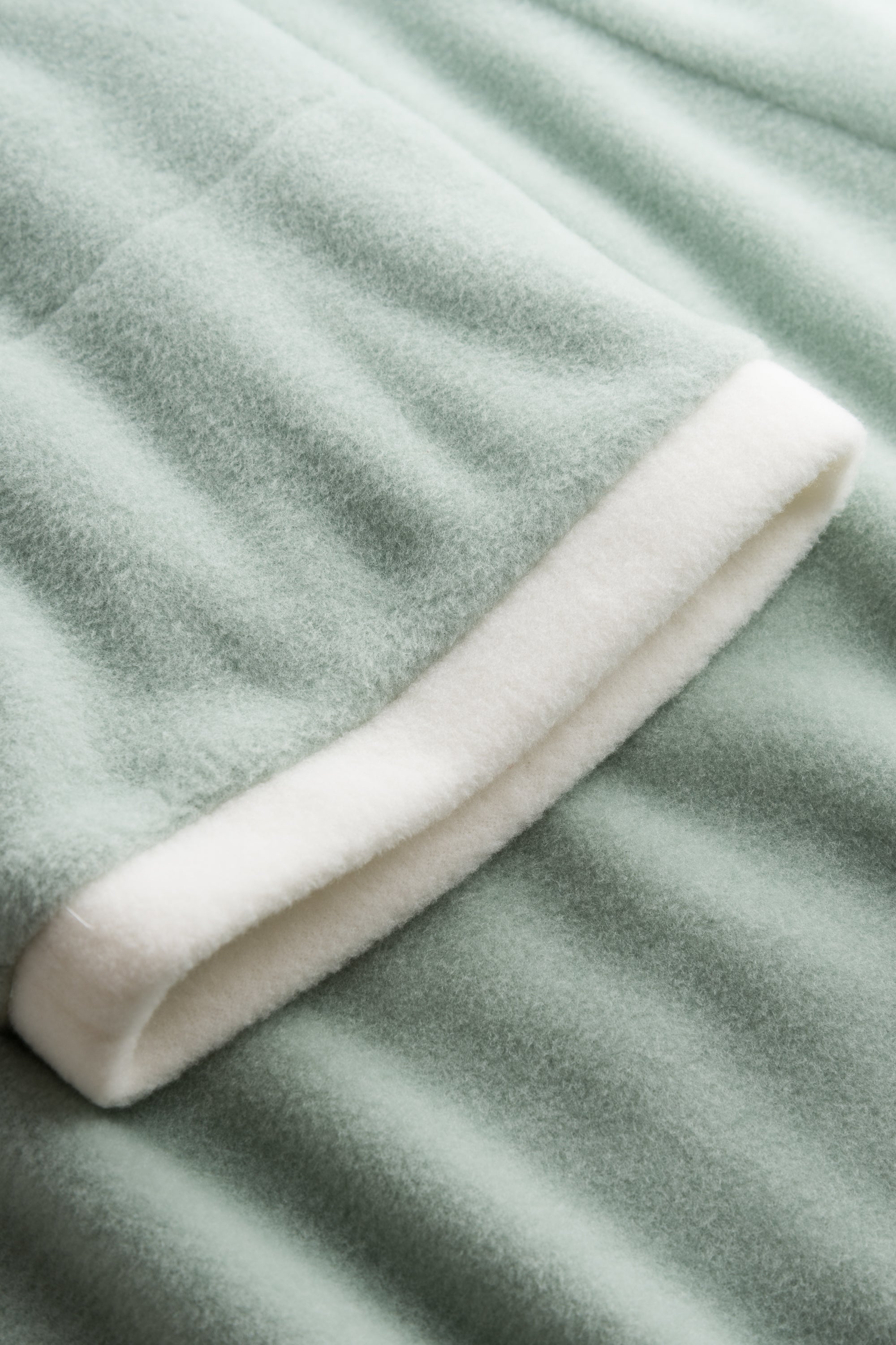 Feraud Robe, 1/1 Sleeve, Wrap-Around, Pockets F (3883157) Milky Green