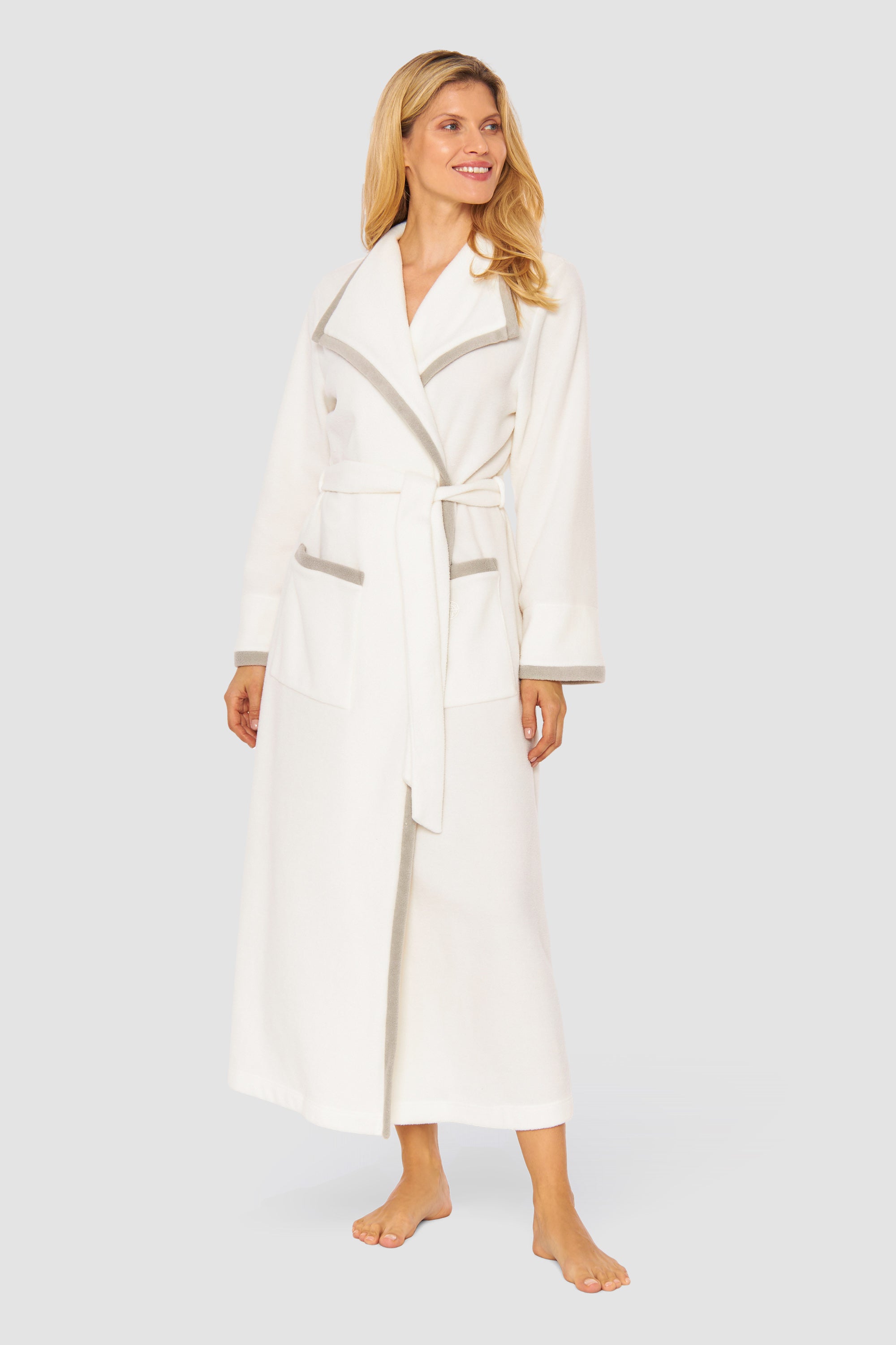 Feraud Robe, 1/1 Sleeve, Wrap-Around, Pockets F (3883157) Ivory