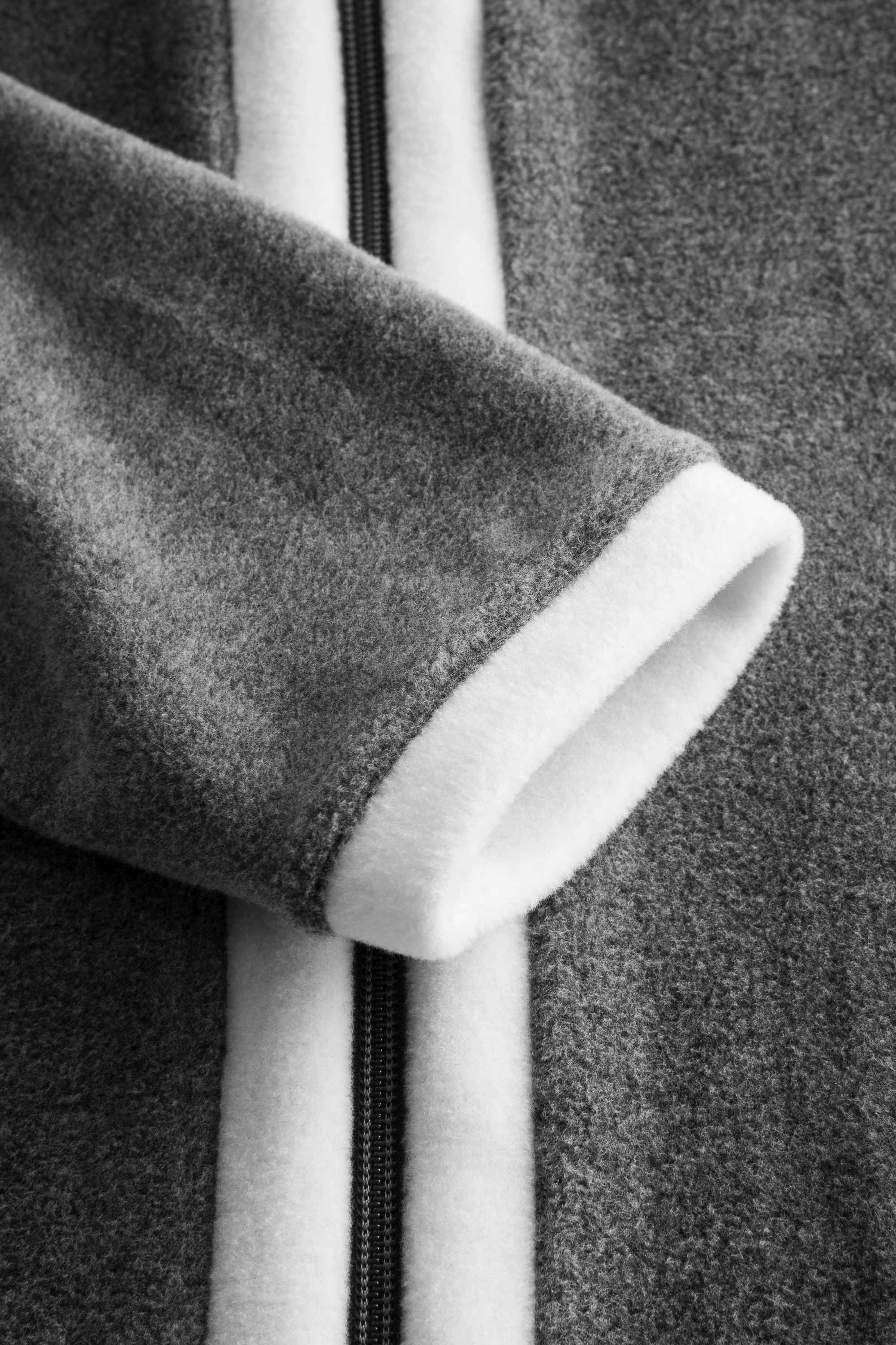 Feraud Robe, 1/1 Sleeve, Zipper Fleece, Nos (3883170) Heather Dark Grey