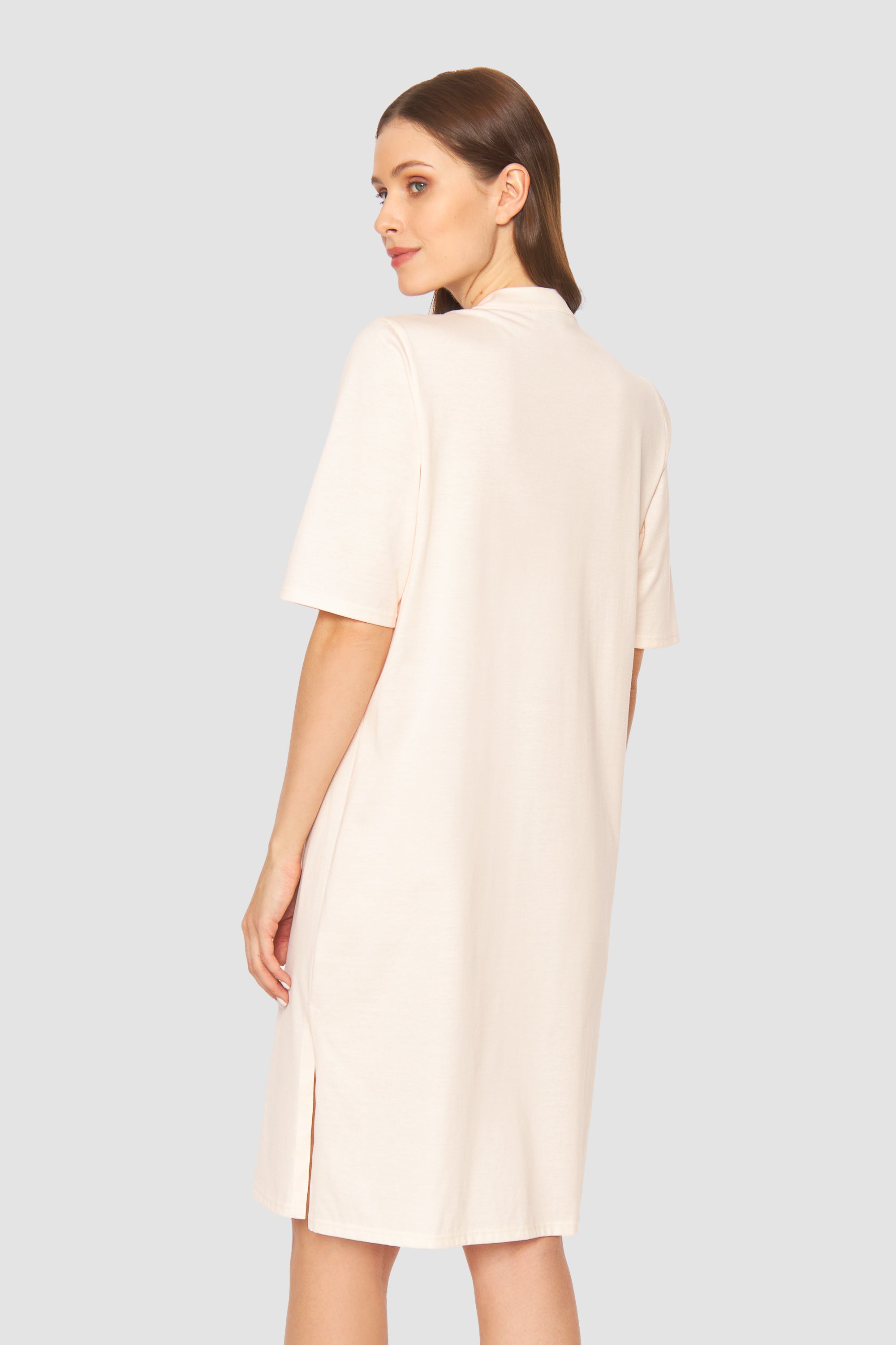 Feraud Night Dress, 1/2 Sleeve, Button Panel, Standing C (3884077) Peach