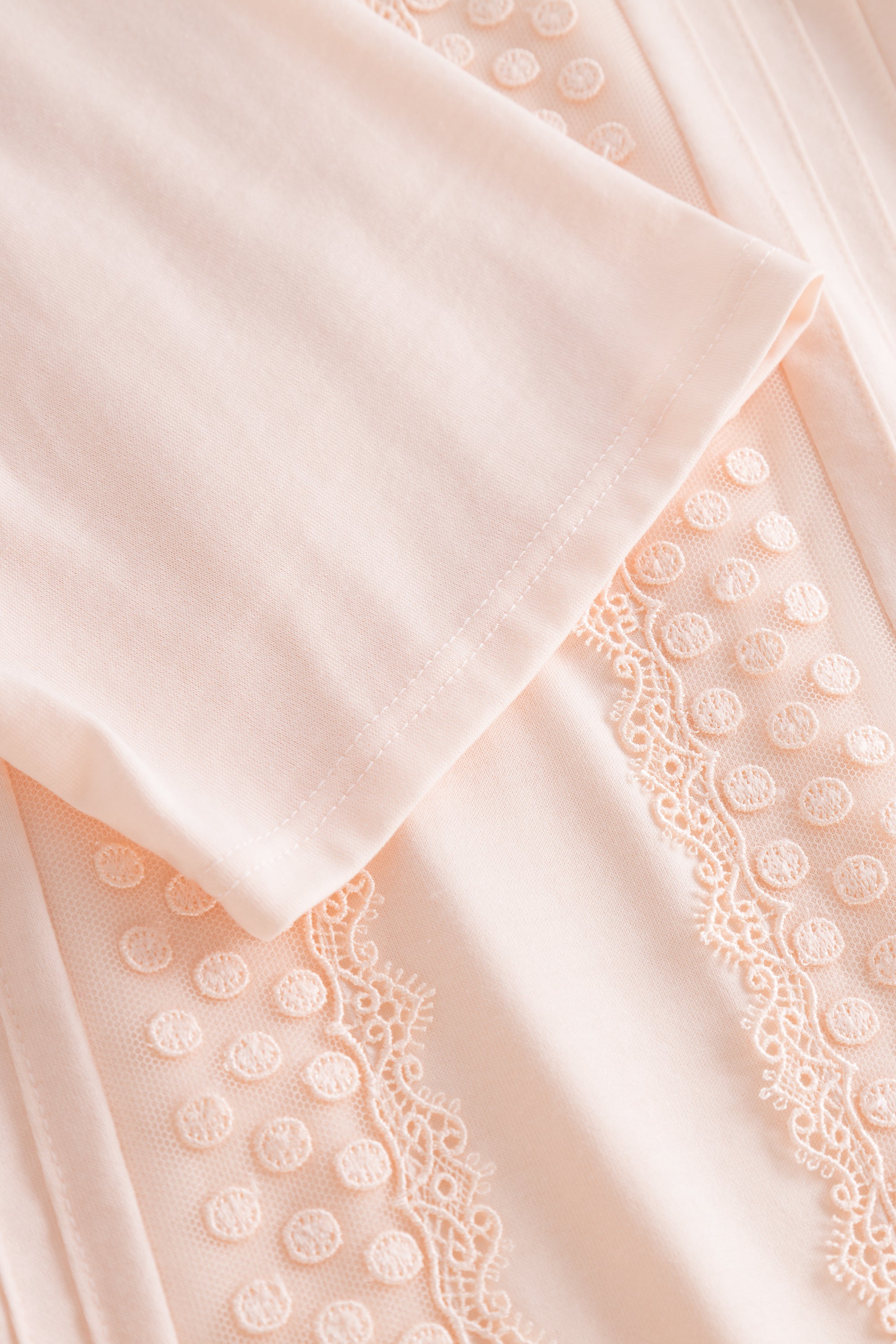 Feraud Night Dress, 1/2 Sleeve, Button Panel, Standing C (3884077) Peach