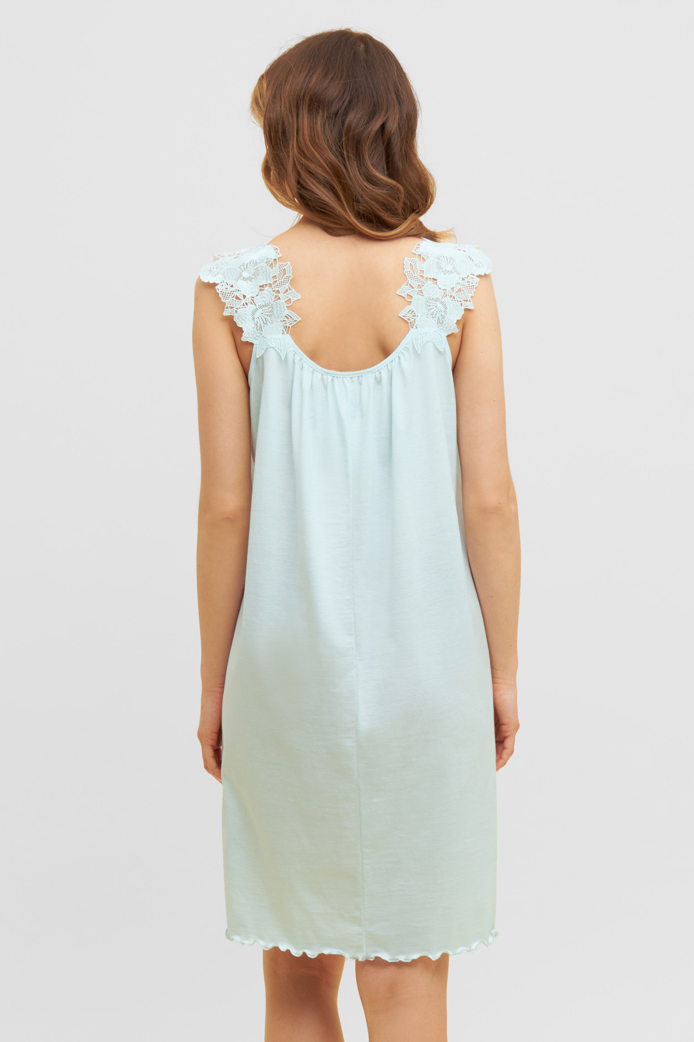 Féraud Nightgown back view in Kristall