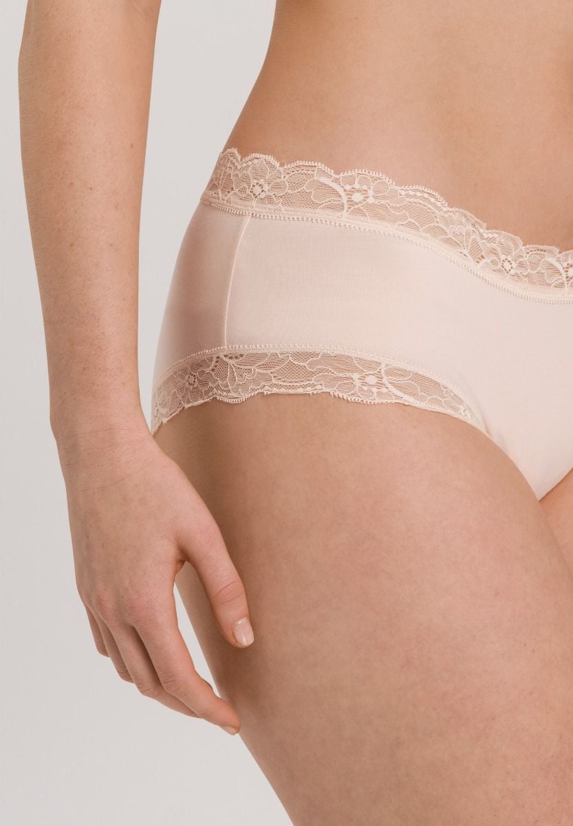 Hanro Basic Cotton Lace Cotton Lace Hipster (072438) Powder