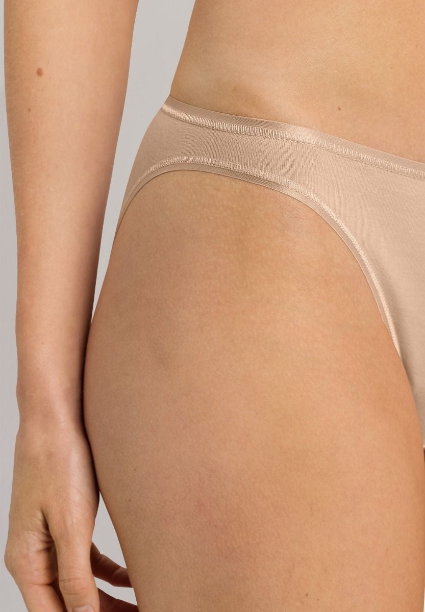 Hanro Basic Cotton Seamless Cotton Seamless Mini Briefs (071624) Beige