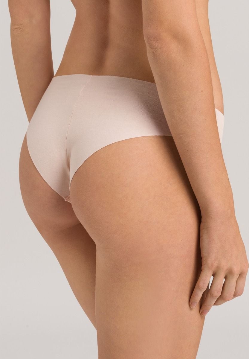 Hanro Basic Invisible Cotton Invisible Cotton Brazilian Panty (071226) Powder