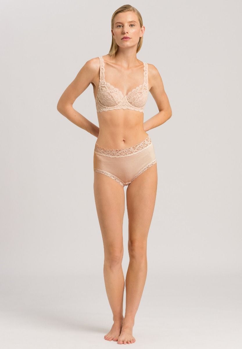 Hanro Basic Moments Moments Maxi Briefs (071483) Beige