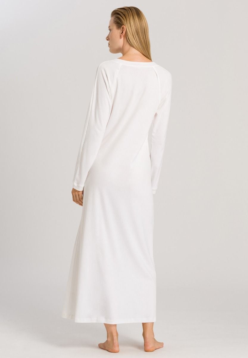 Hanro Basic Pure Essence Pure Essence L/Slv Nightdress 130Cm (077947) Off White