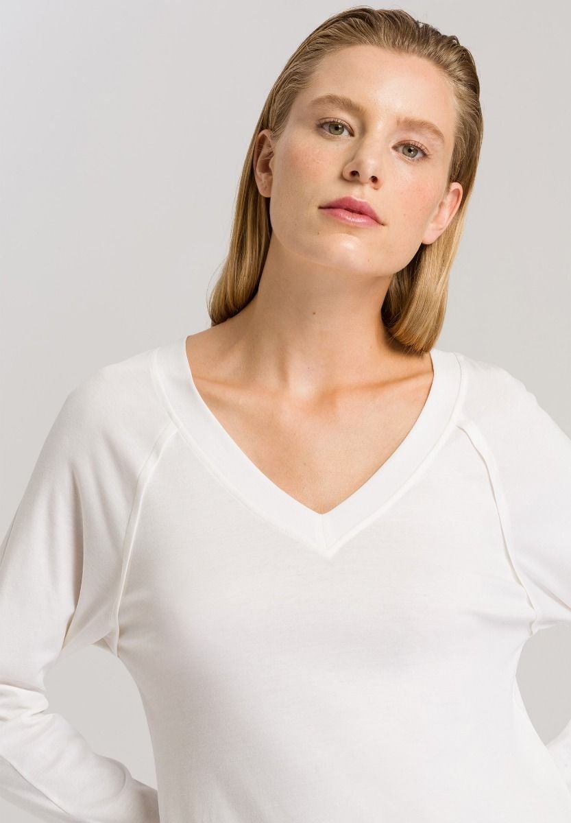 Hanro Basic Pure Essence Pure Essence L/Slv Nightdress 130Cm (077947) Off White