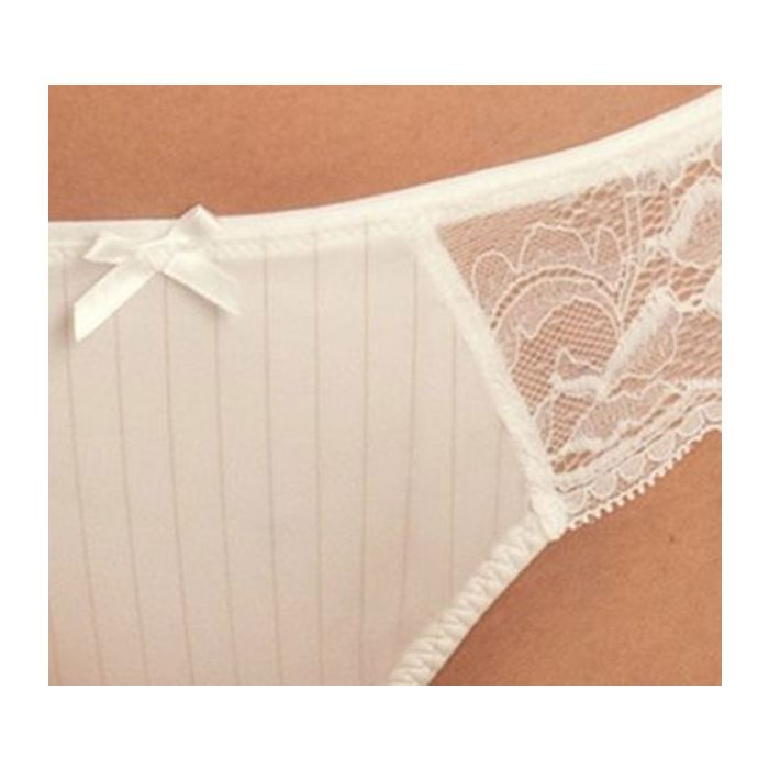Rosa Faia Antonia Shorty (1324) Crystal