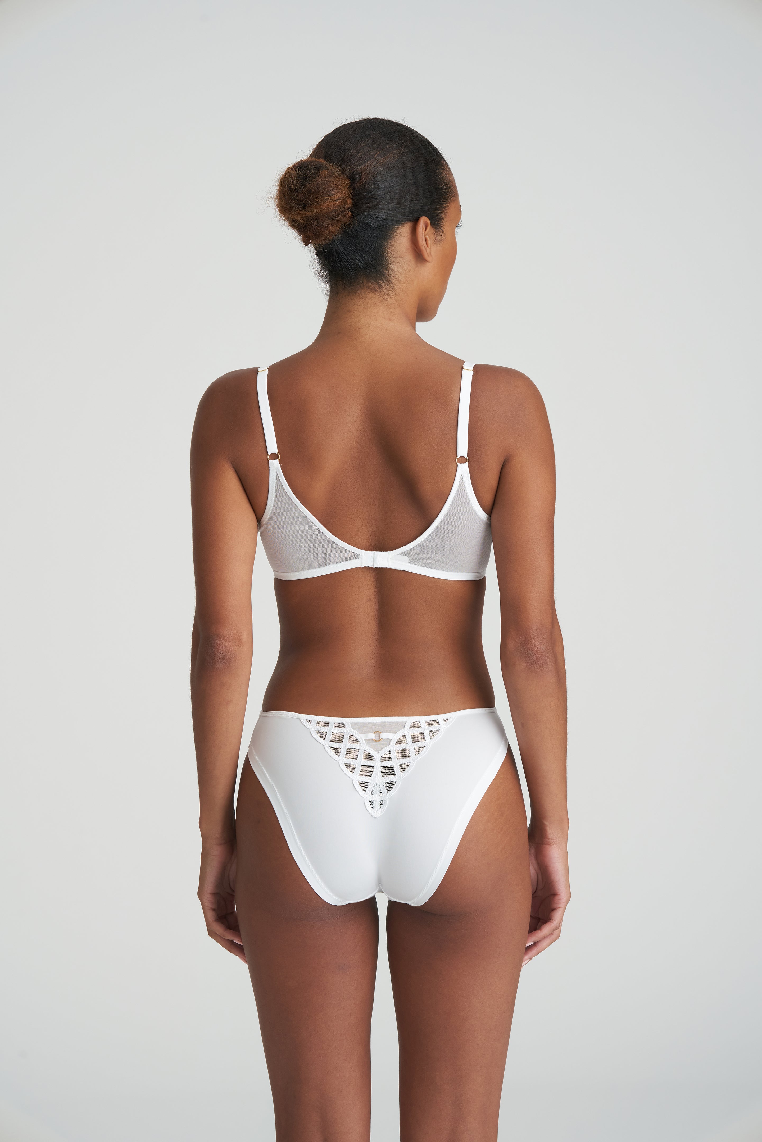 Бюстгальтер Marie Jo Jhana Balcony с вертикальным швом (0102793) Белый