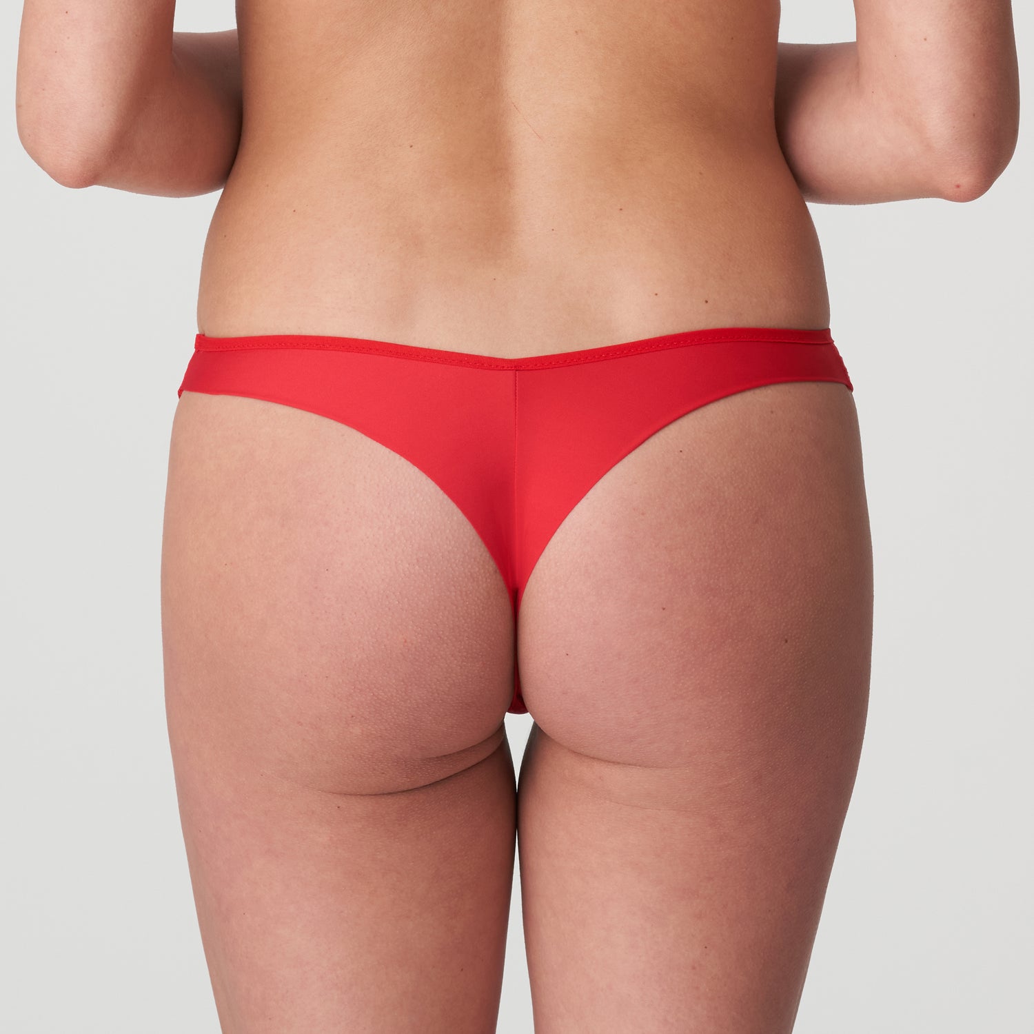 Marie Jo Tanzara Thong (0622380) Scarlet