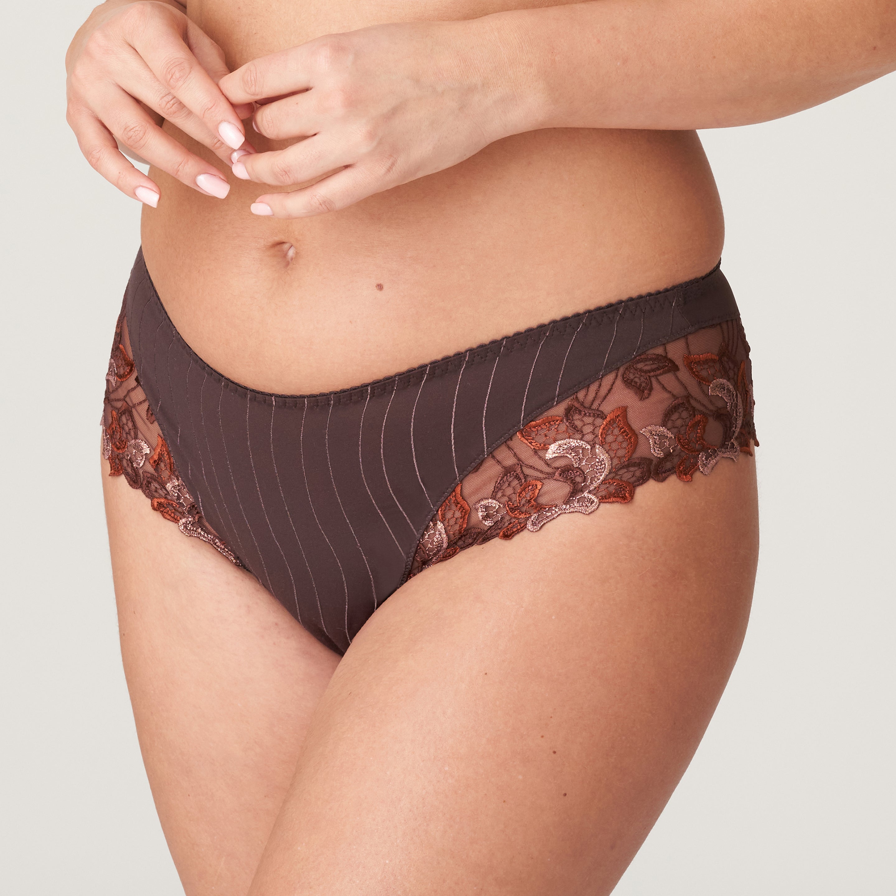 Роскошные стринги Primadonna Deauville (0661816) Ристретто