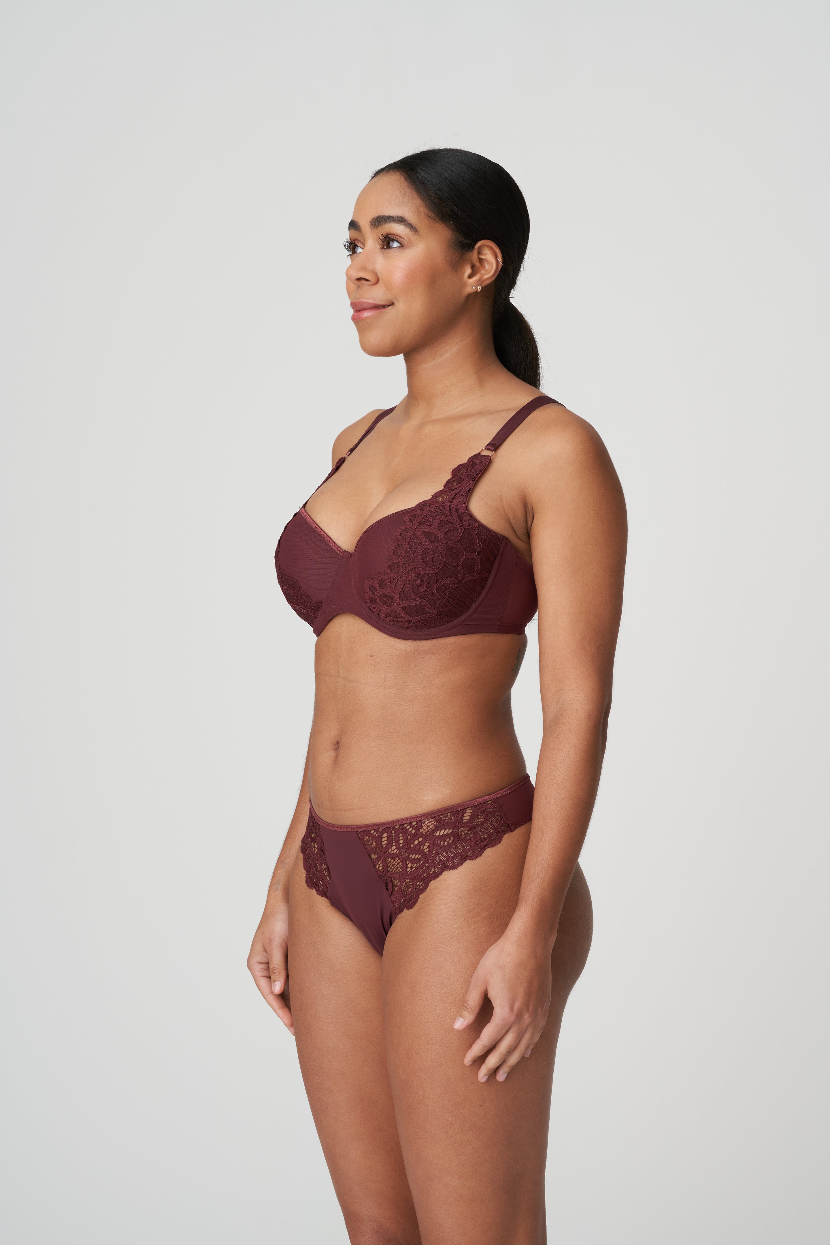 Primadonna Twist First Night Padded Balcony Bra (0241882) Merlot