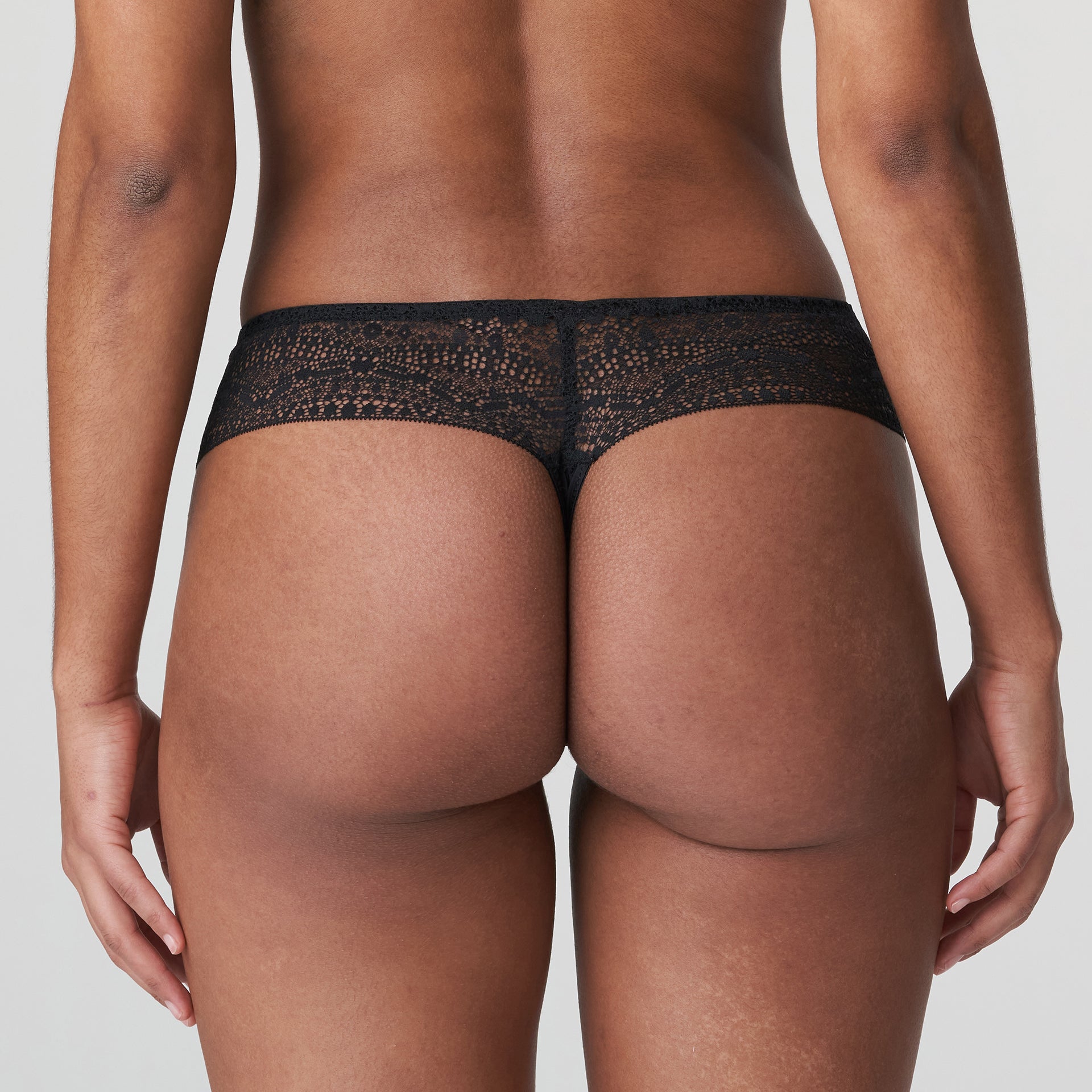 Primadonna Twist Epirus Thong (0641970) Black