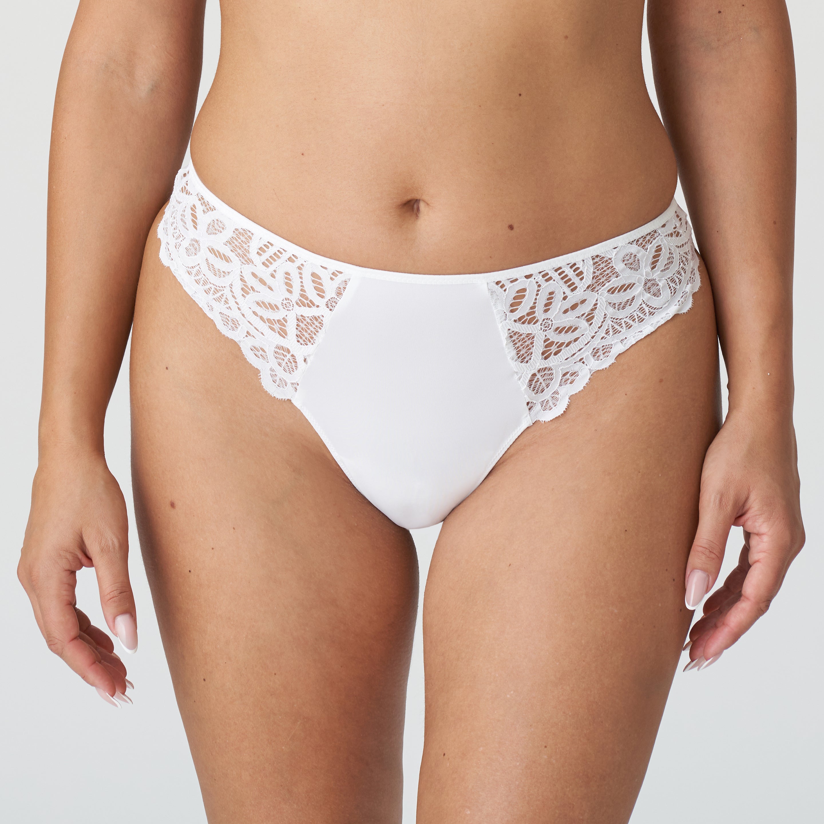 Primadonna Twist First Night Thong (0641880) White