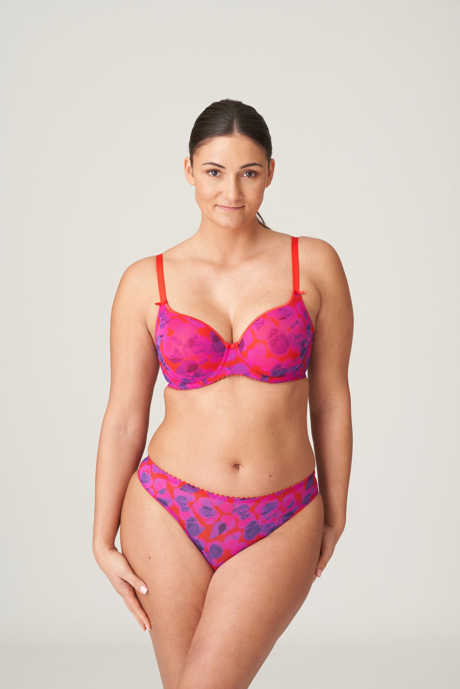 Primadonna Twist Lenox Hill Thong (0642270) Pomme D Amour