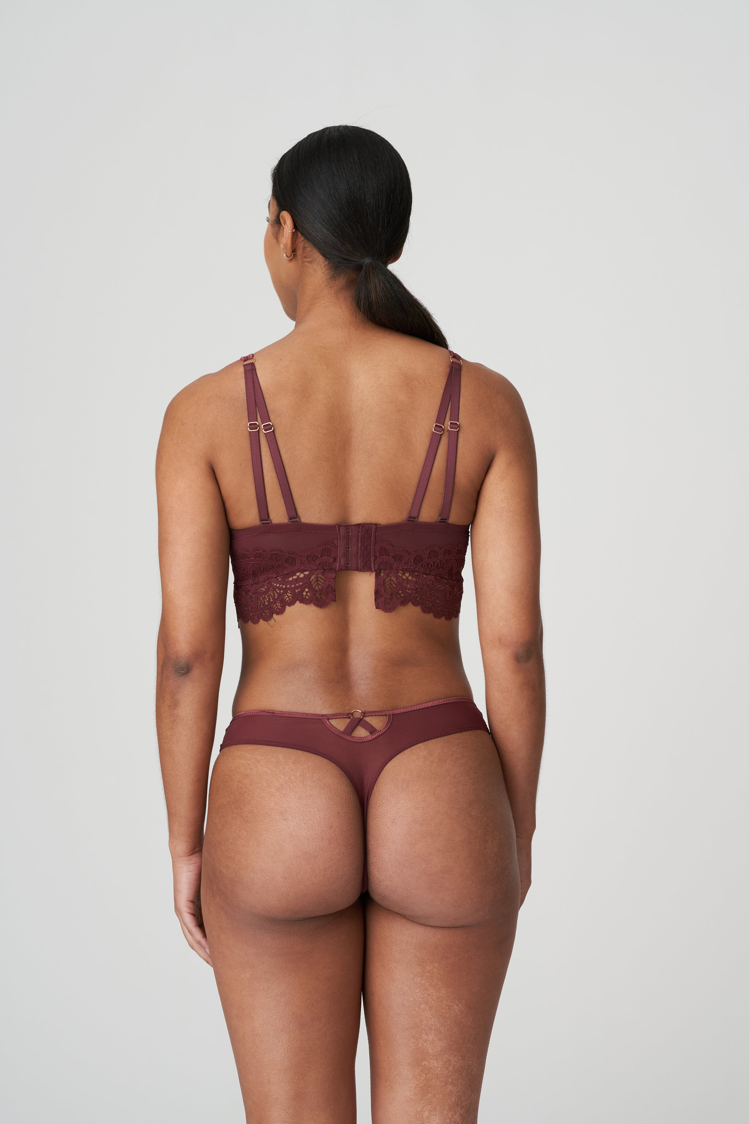 Primadonna Twist First Night Bralette (0141886) Merlot